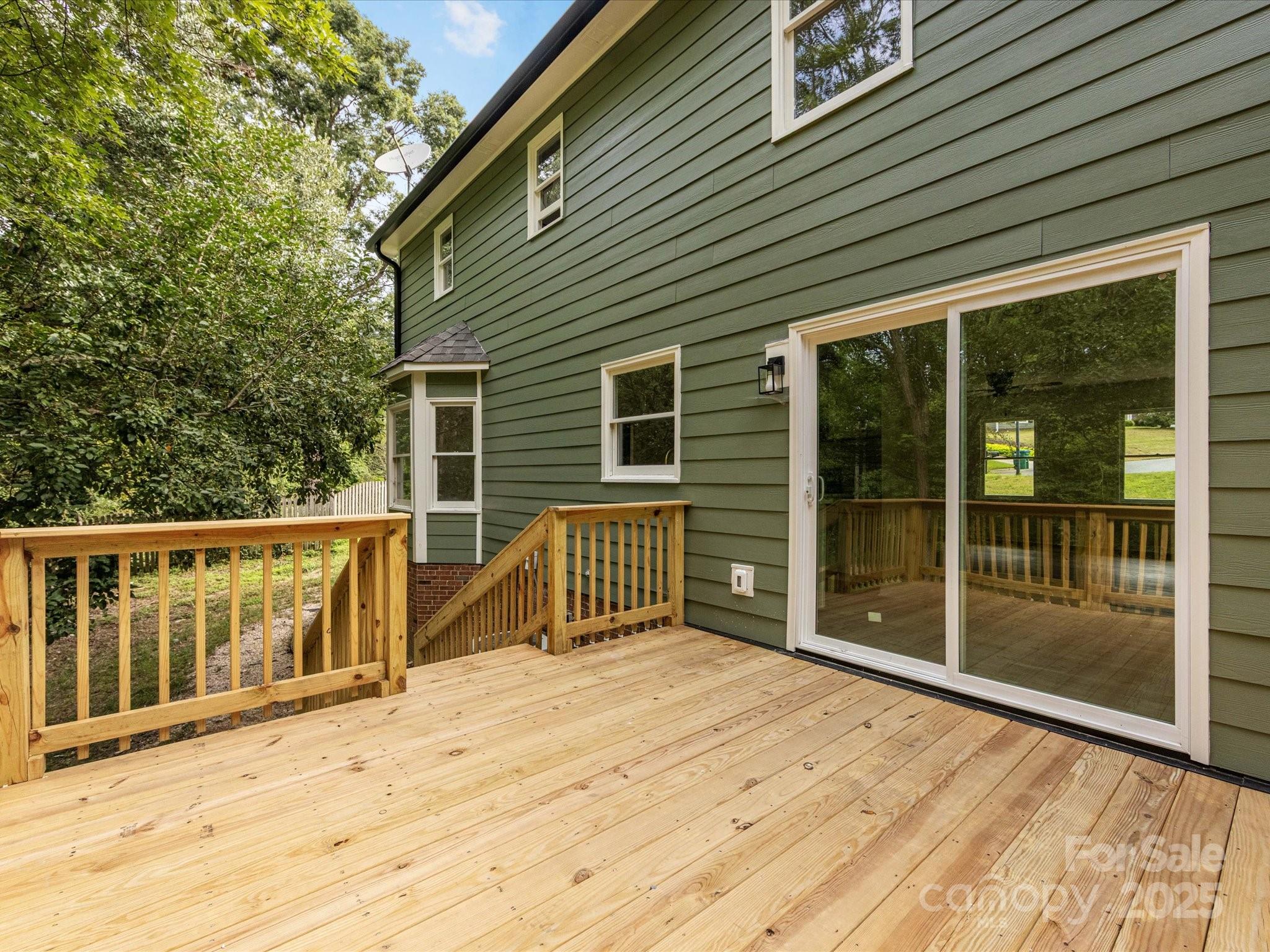 2304 Wineberry Court