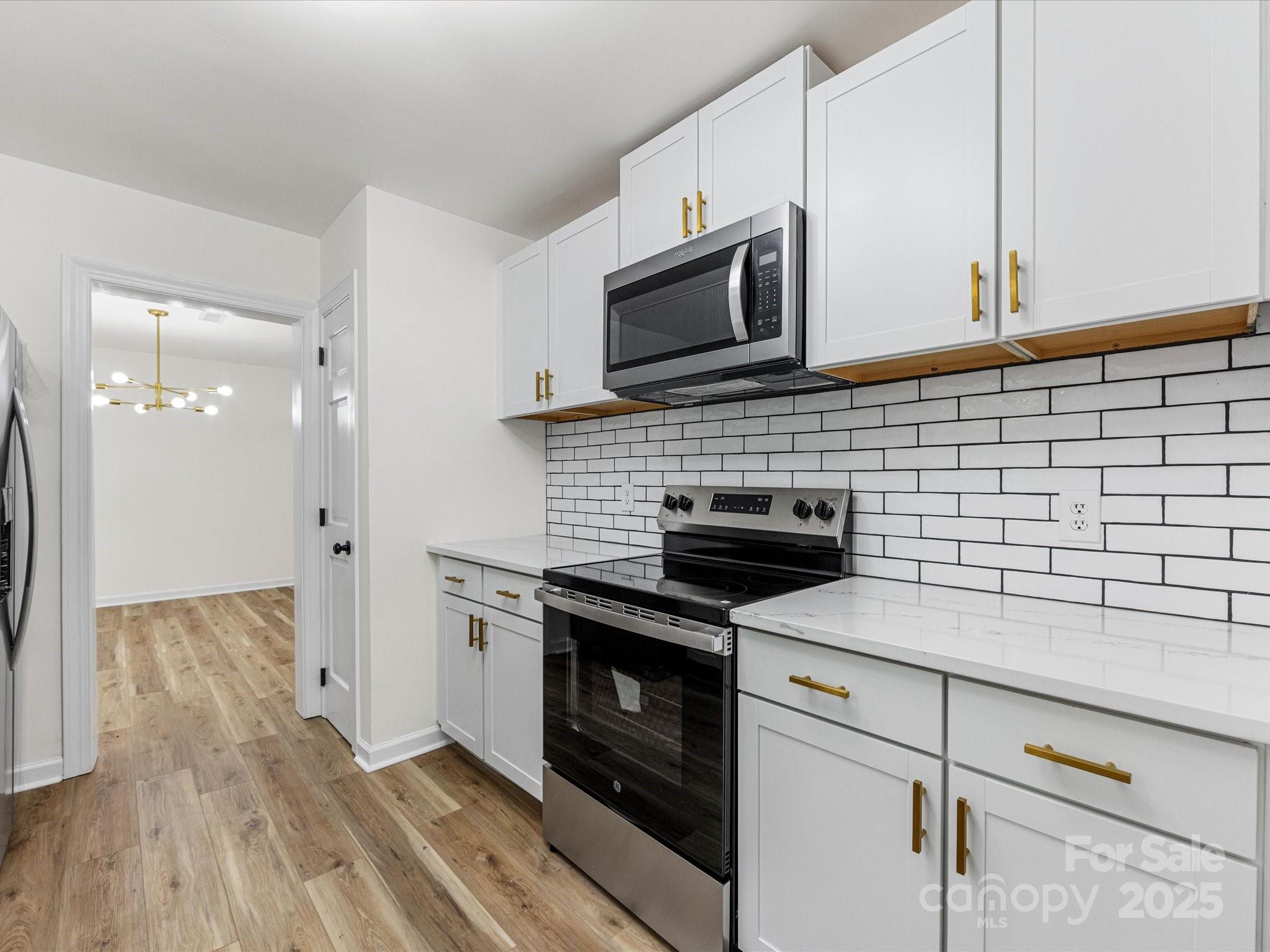 2304 Wineberry Court