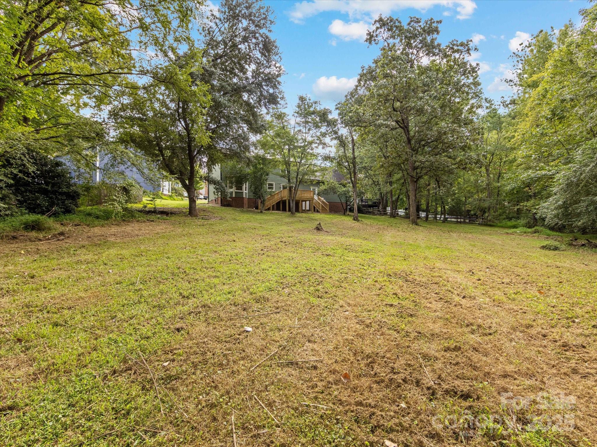 2304 Wineberry Court