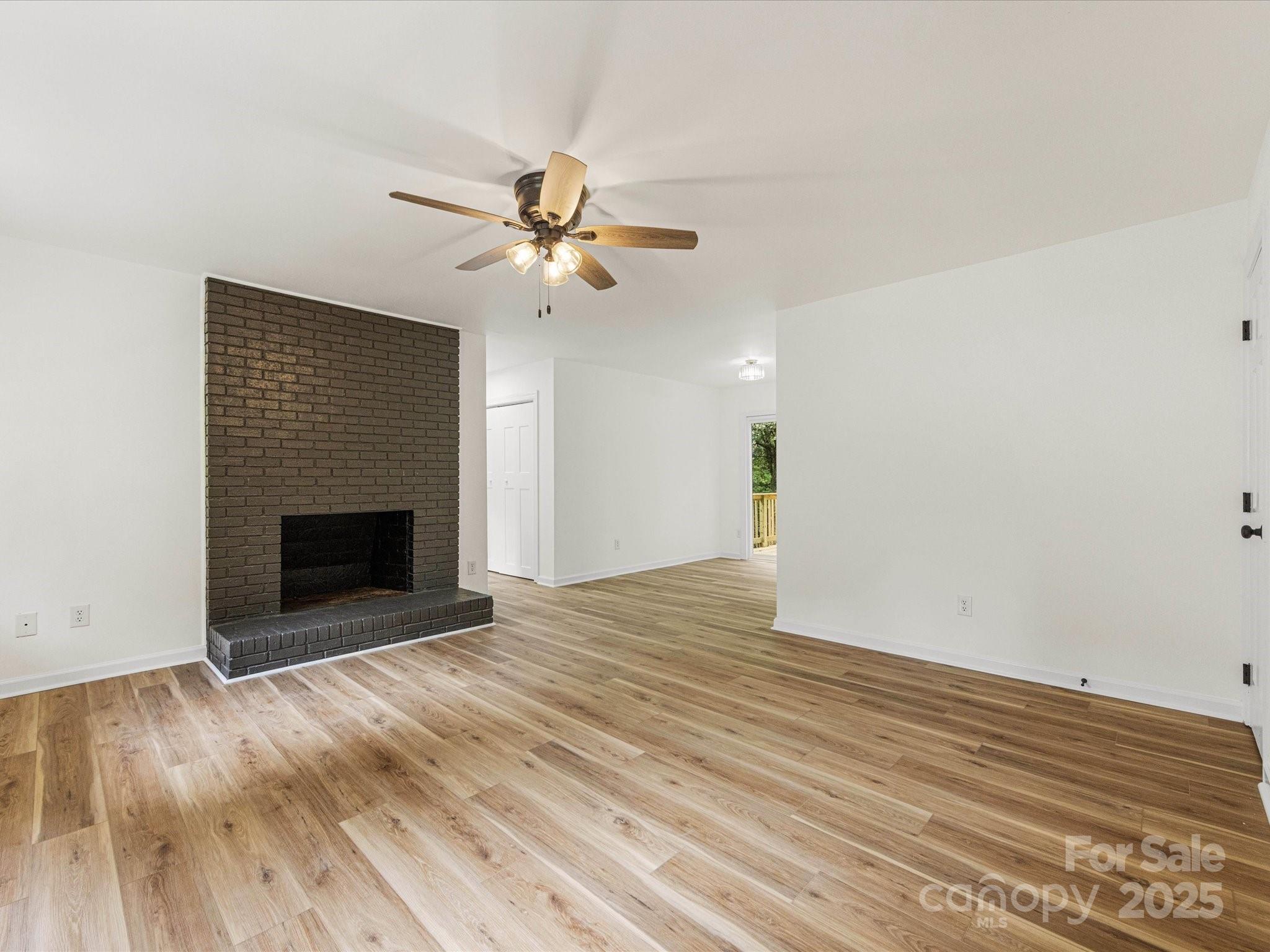 2304 Wineberry Court