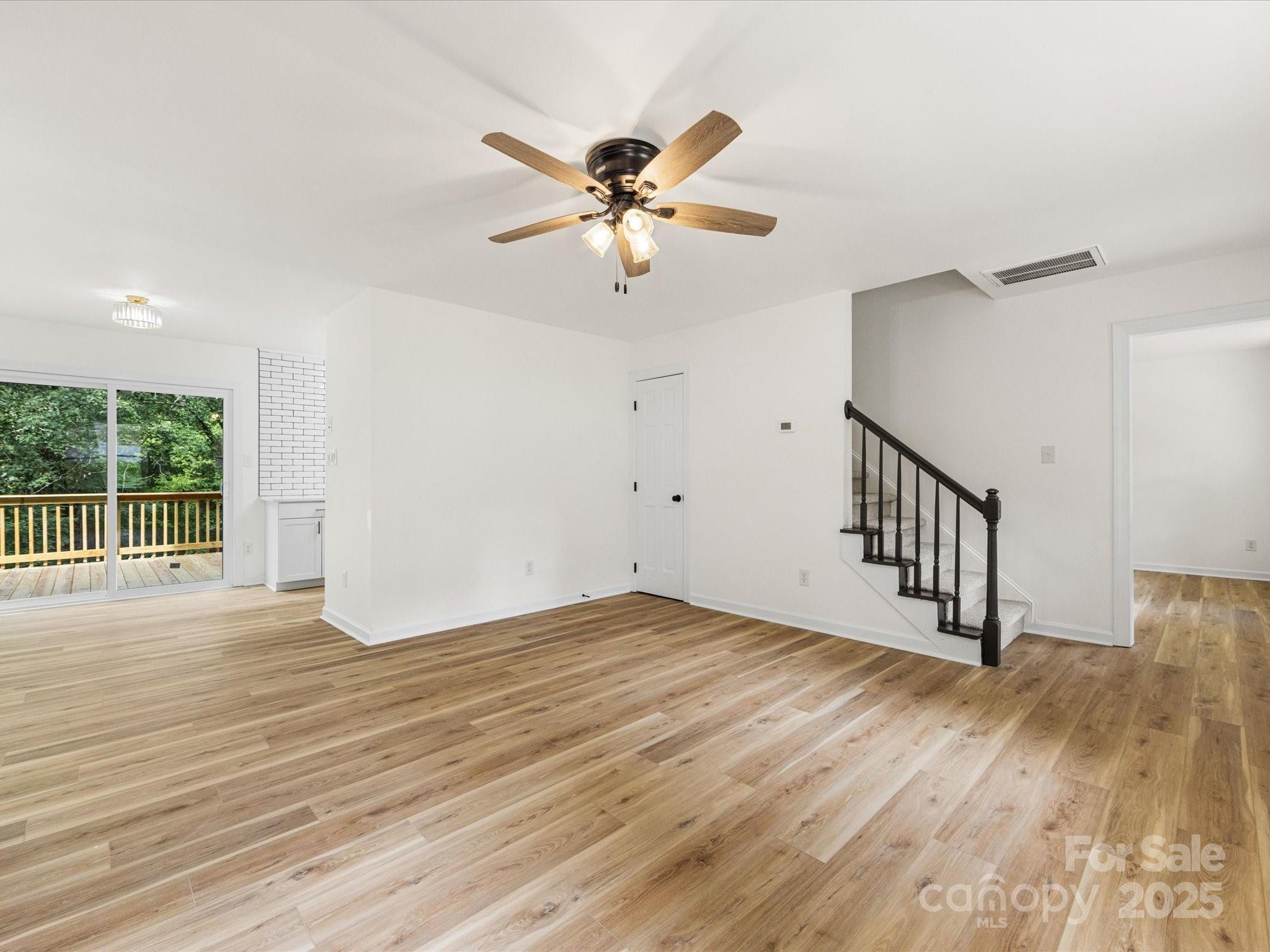 2304 Wineberry Court