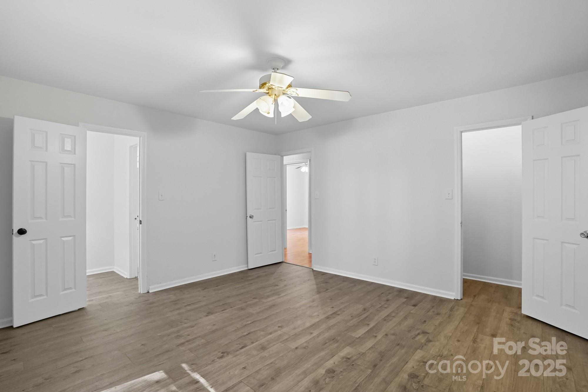 118 Brookside Drive