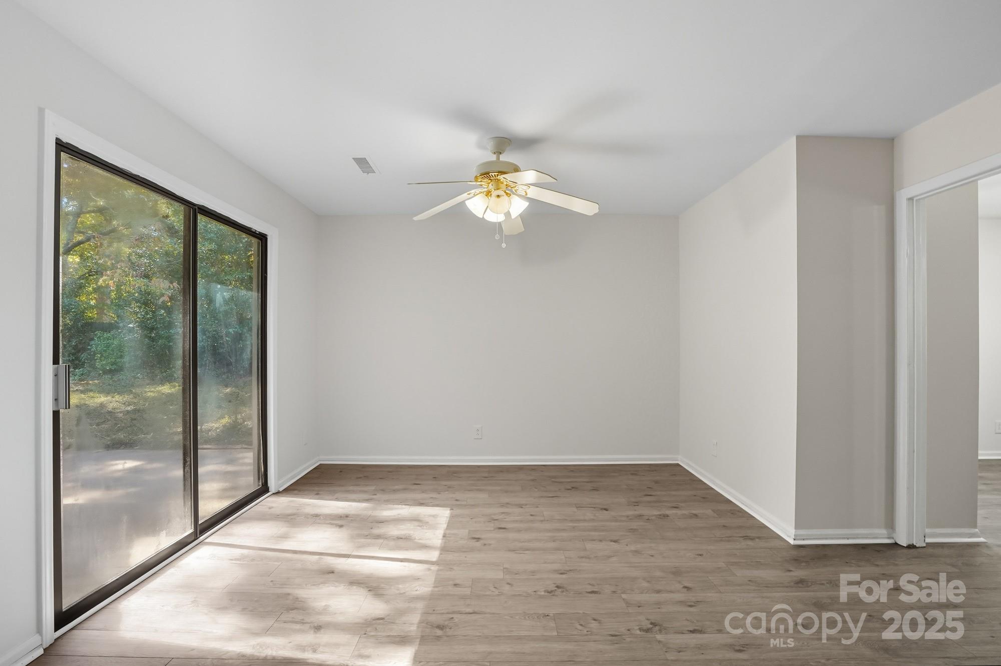 118 Brookside Drive