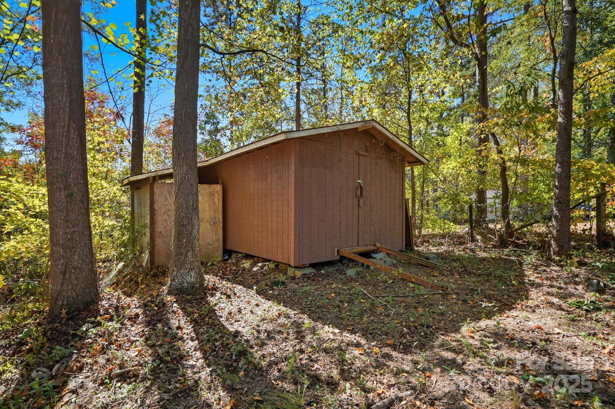 118 Brookside Drive