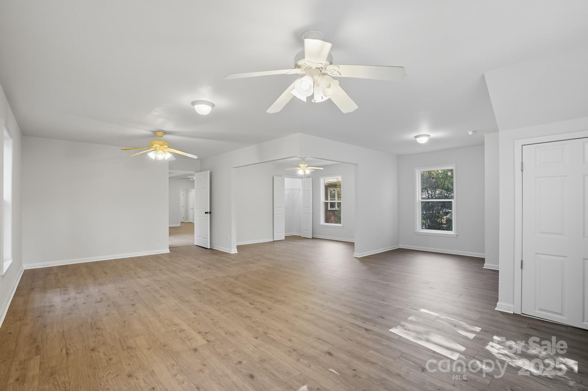 118 Brookside Drive
