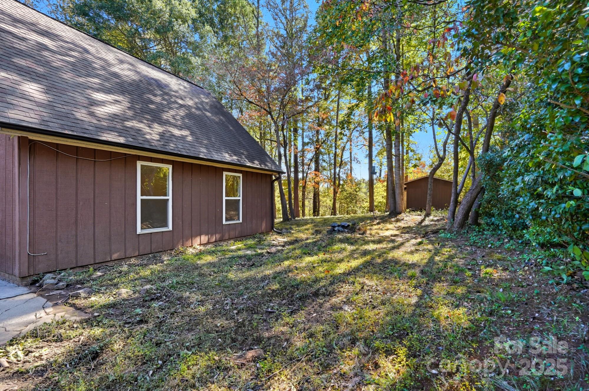 118 Brookside Drive