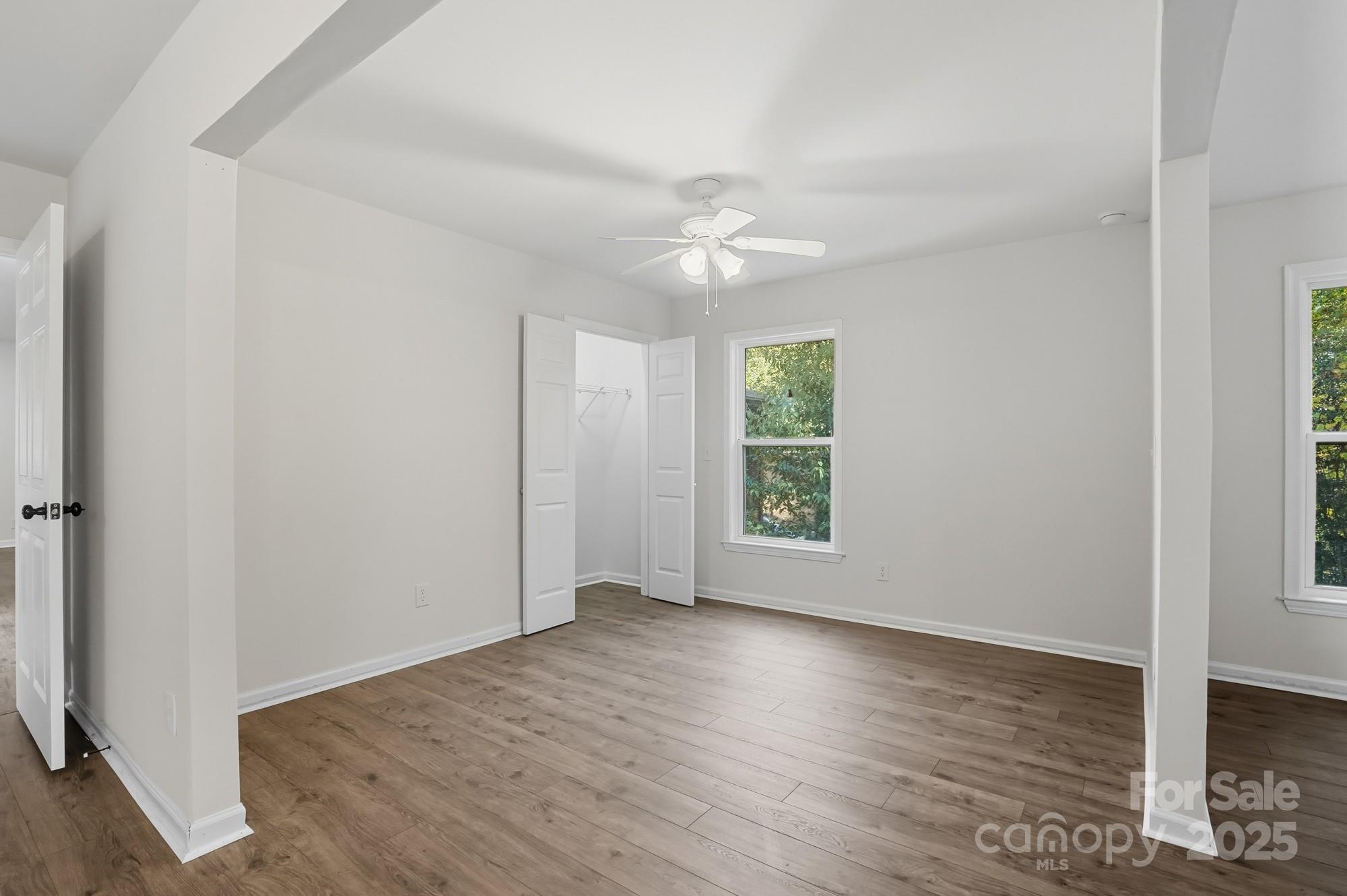 118 Brookside Drive