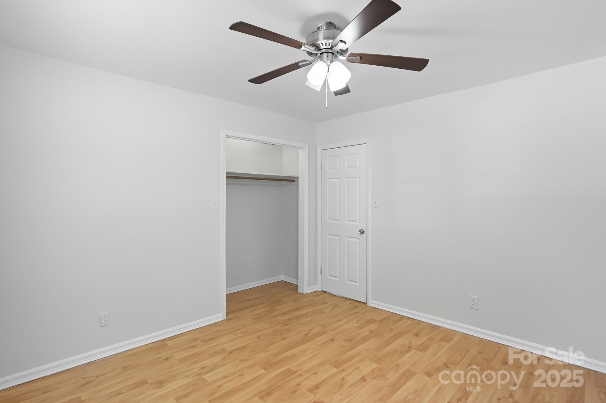 118 Brookside Drive