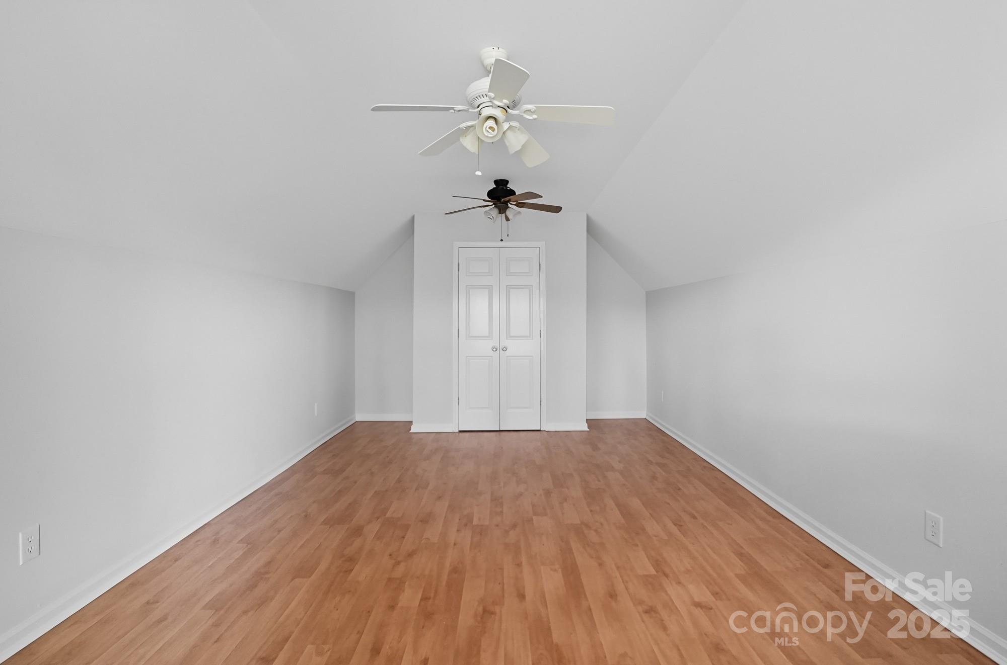 118 Brookside Drive