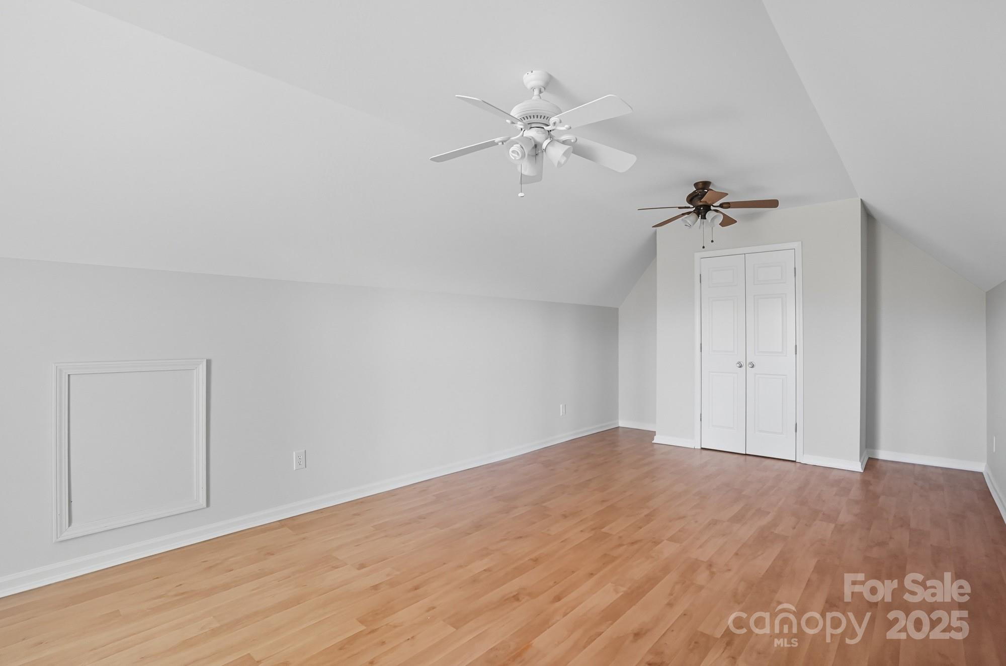 118 Brookside Drive