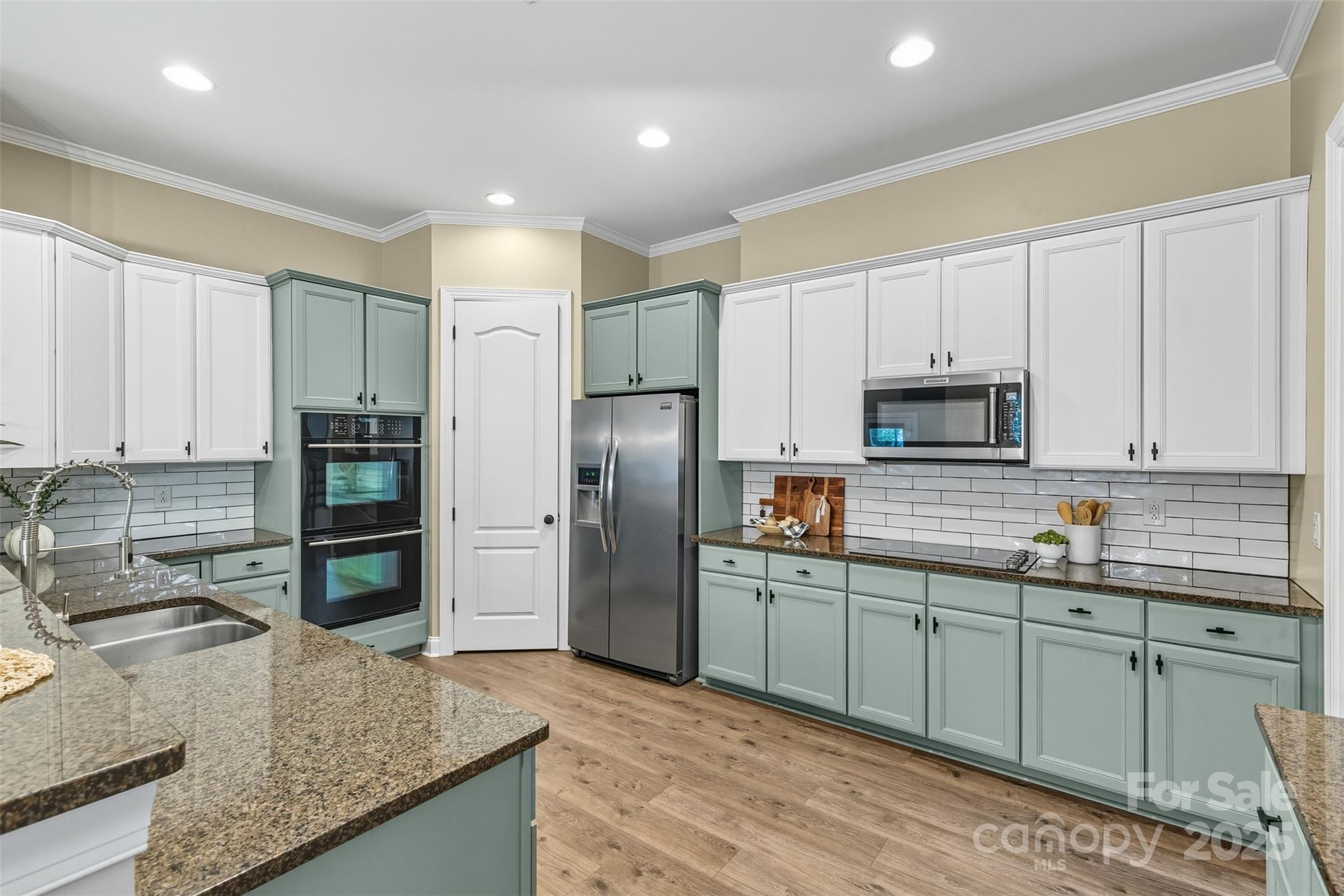 3005 Misty Moss Court
