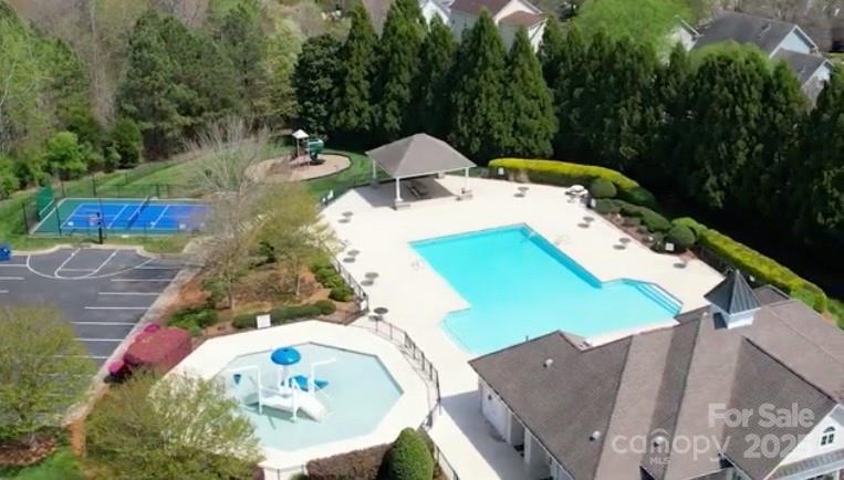 3214 Blackburn Drive