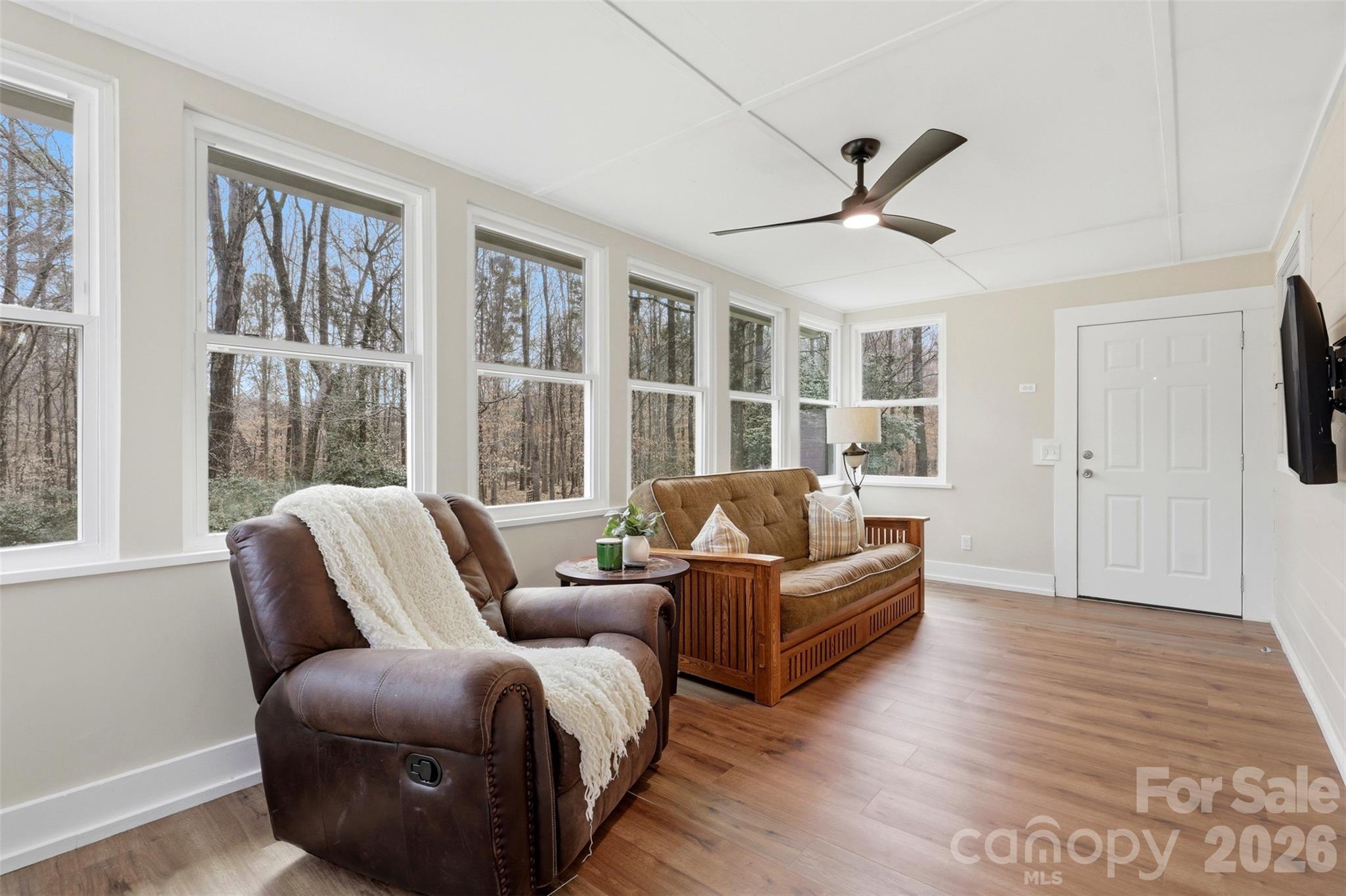 2614 Forest Lawn Drive