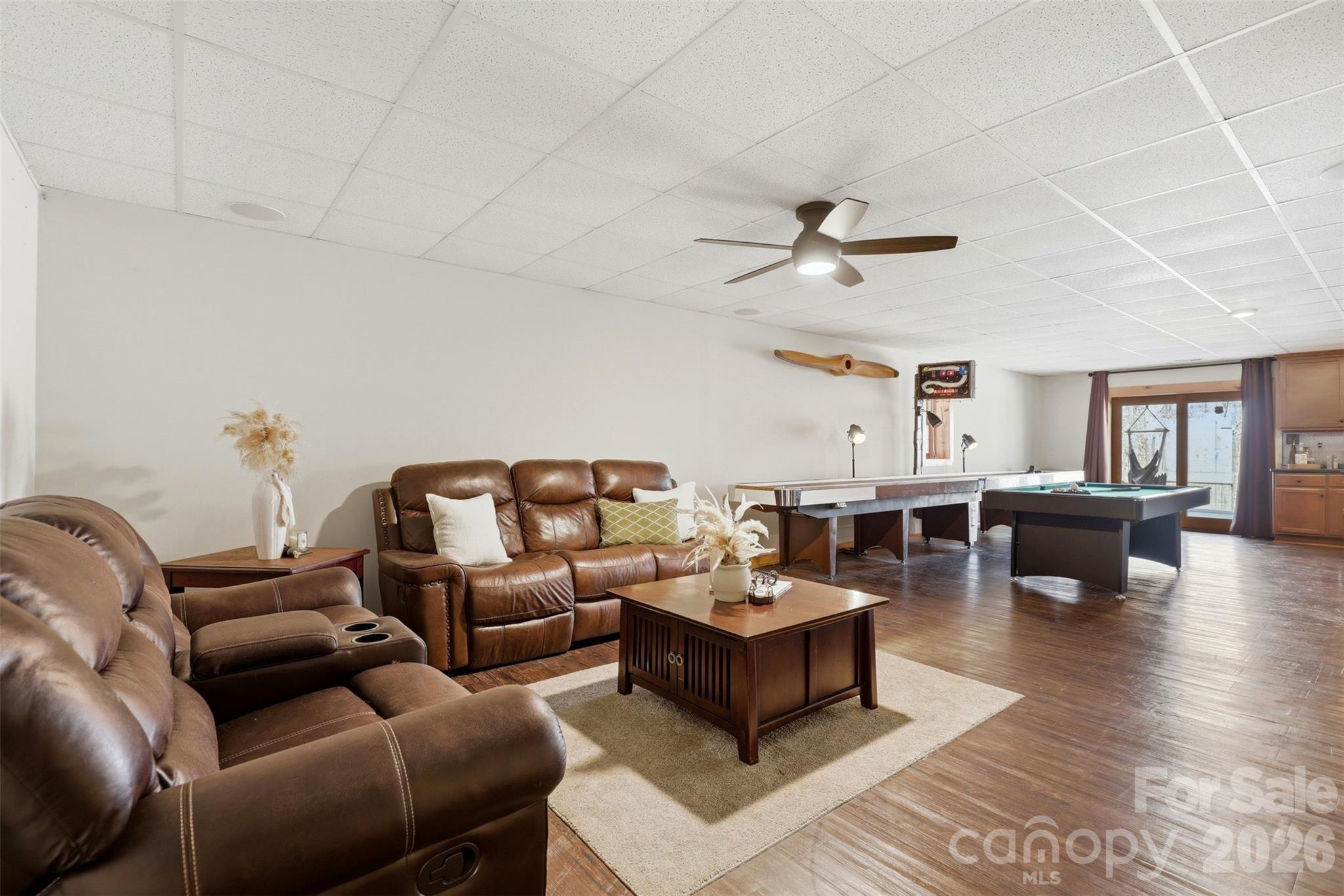 2614 Forest Lawn Drive
