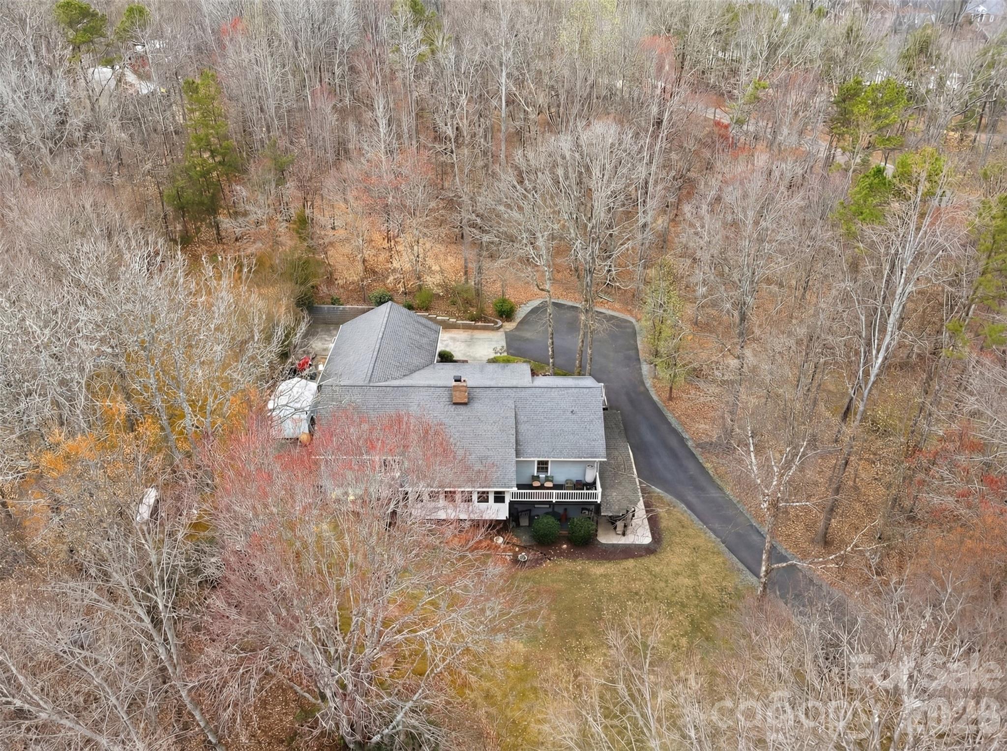 2614 Forest Lawn Drive