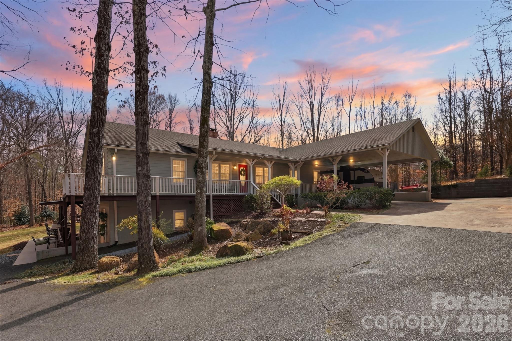 2614 Forest Lawn Drive