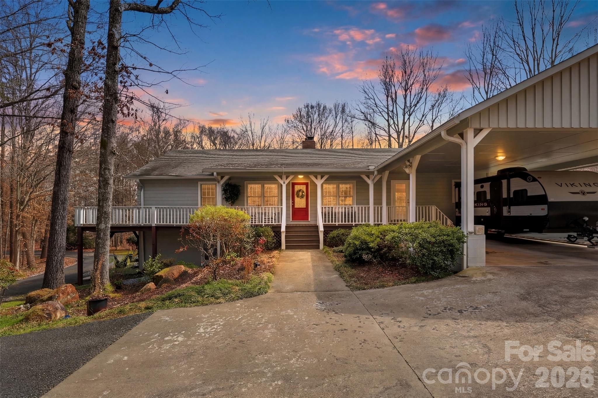 2614 Forest Lawn Drive