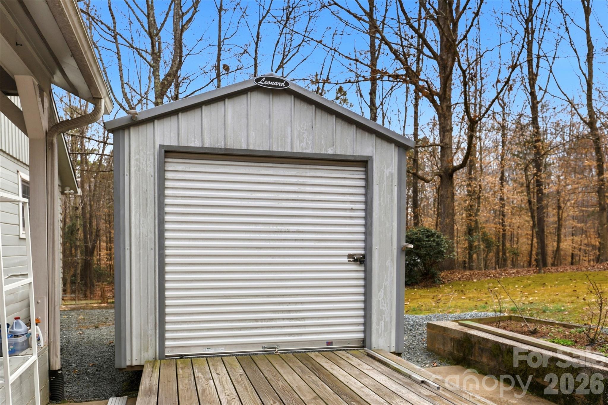 2614 Forest Lawn Drive