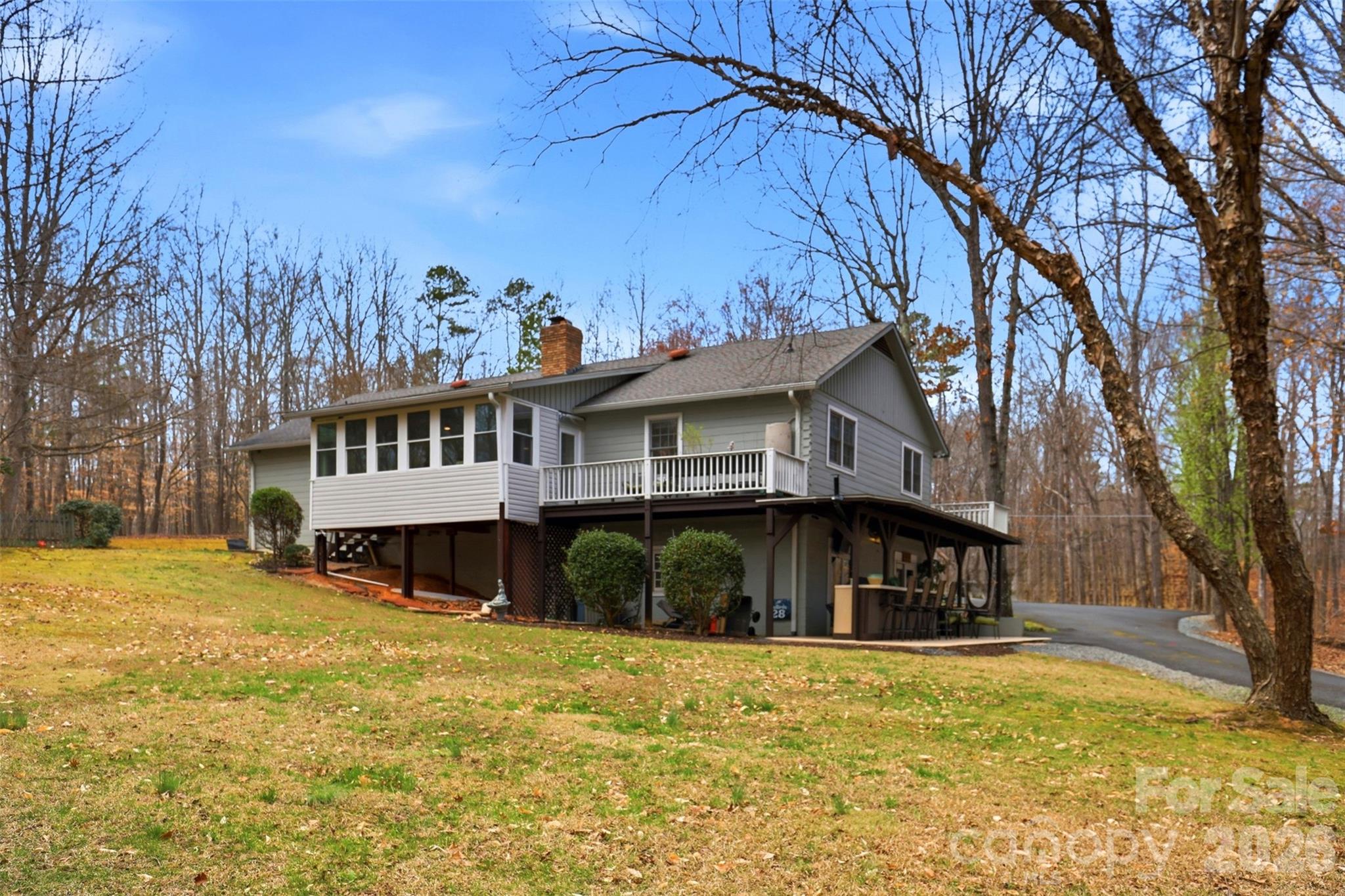 2614 Forest Lawn Drive
