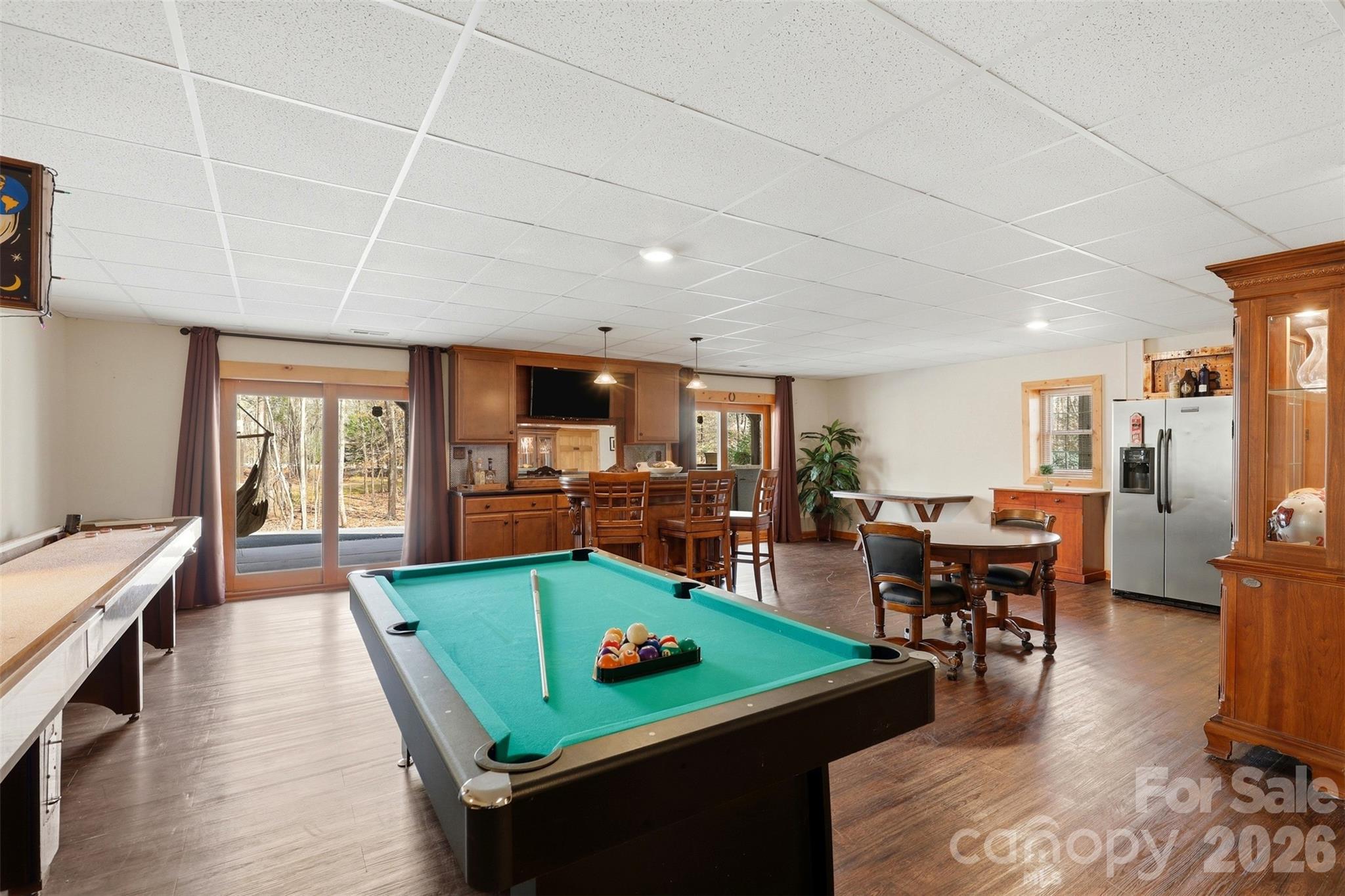 2614 Forest Lawn Drive