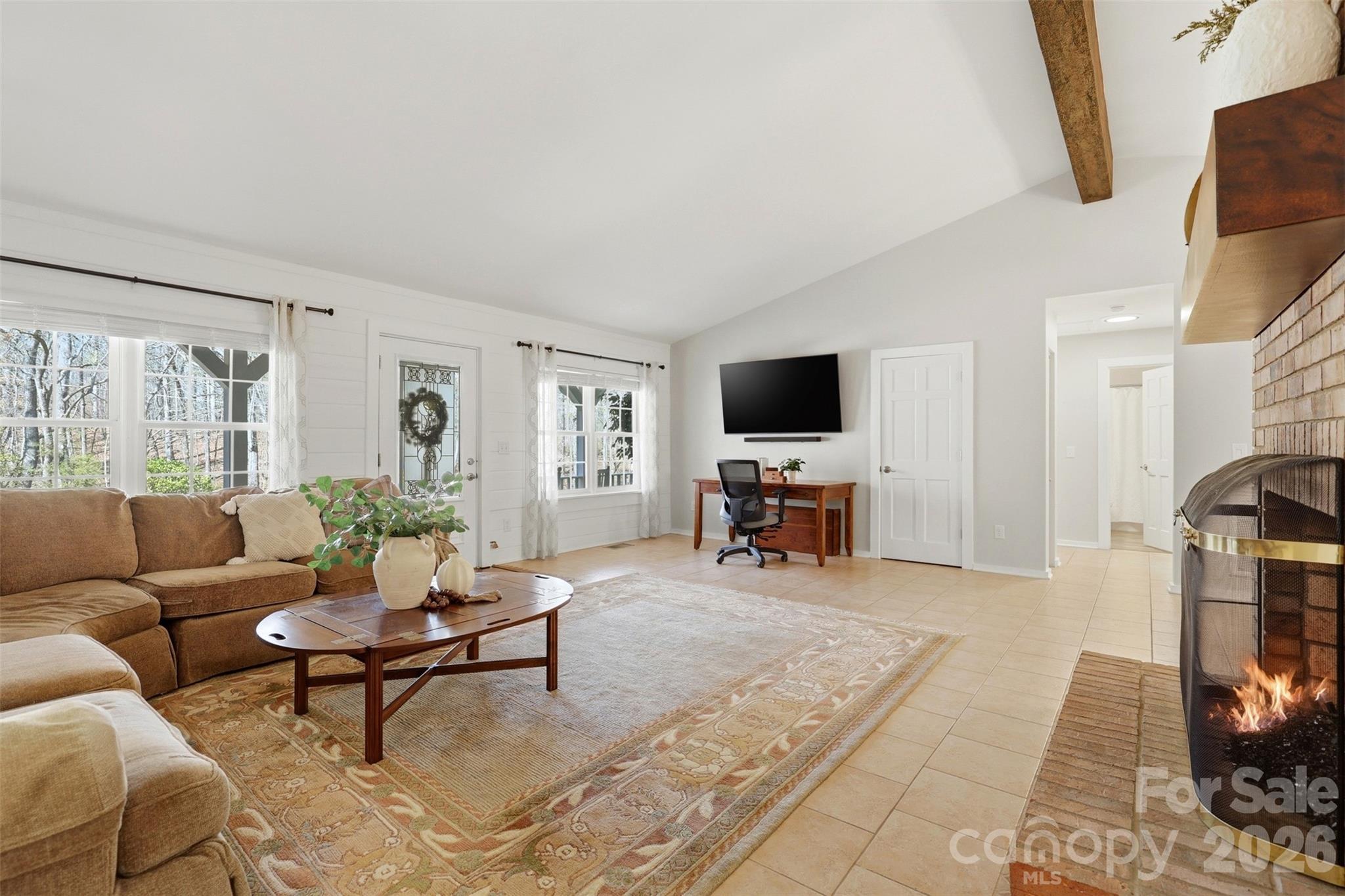 2614 Forest Lawn Drive