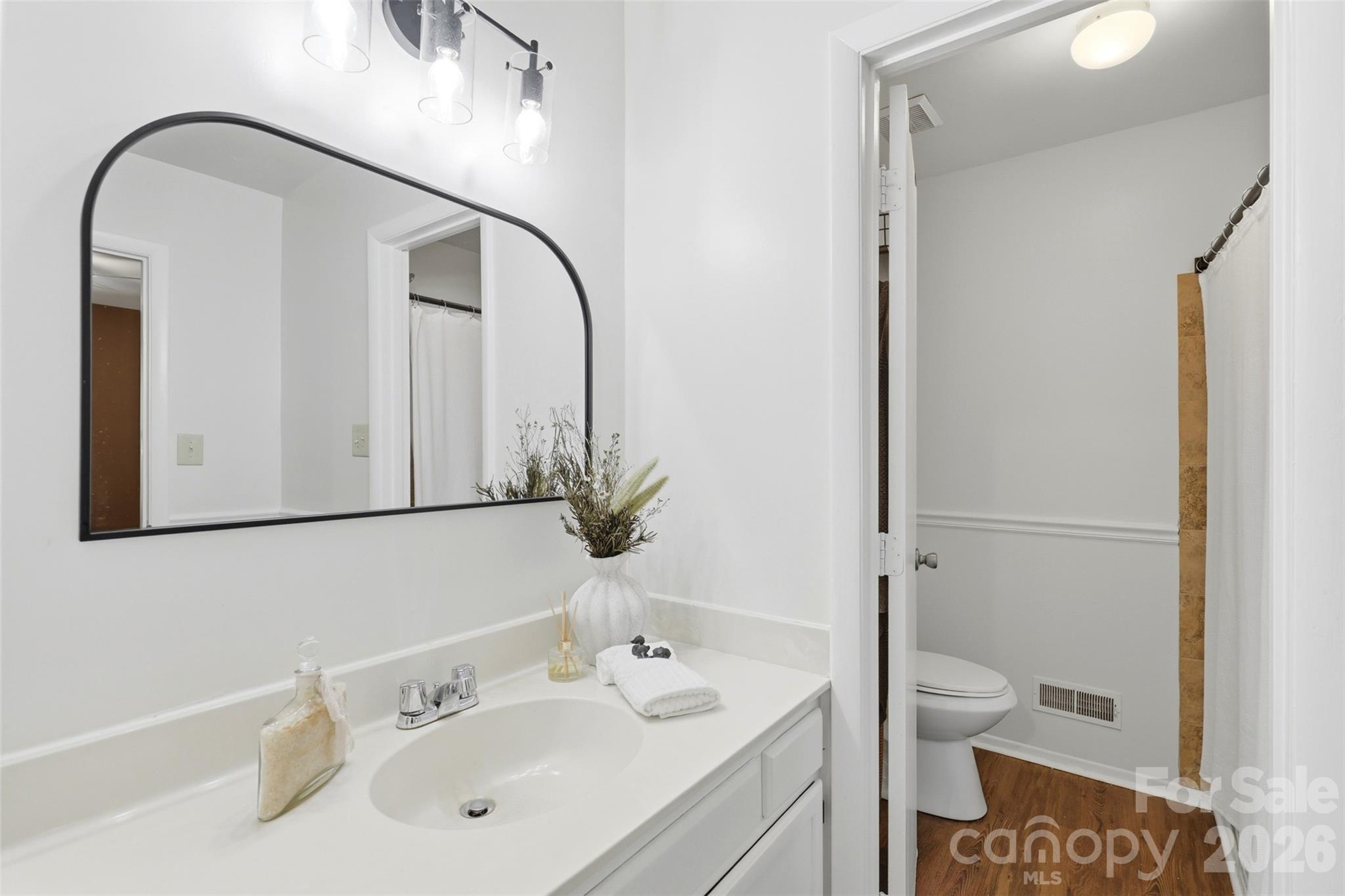 9004 Nolley Court Unit: B