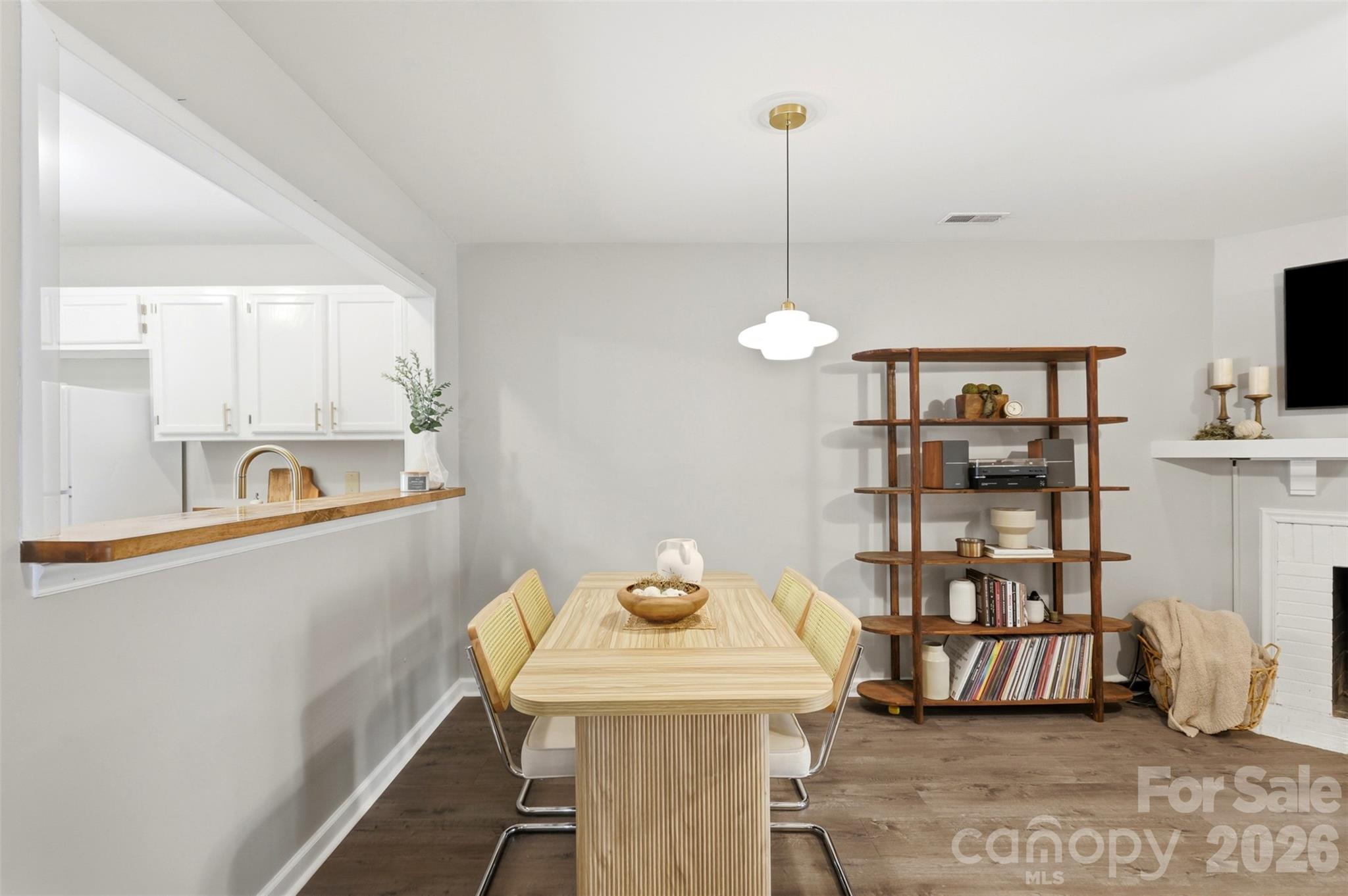 9004 Nolley Court Unit: B