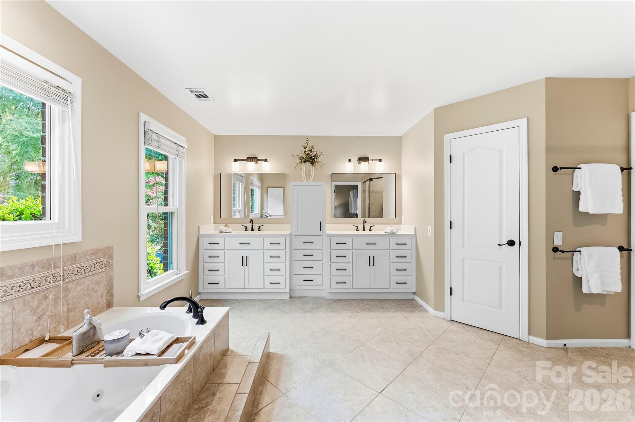 7337 Versailles Lane