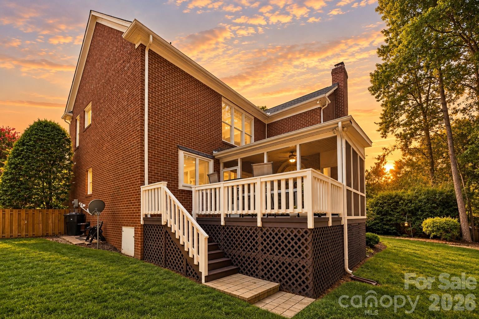 7337 Versailles Lane