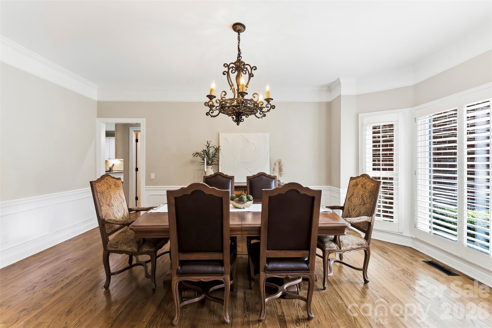 7337 Versailles Lane