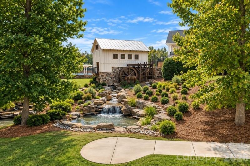 2015 Kensley Drive