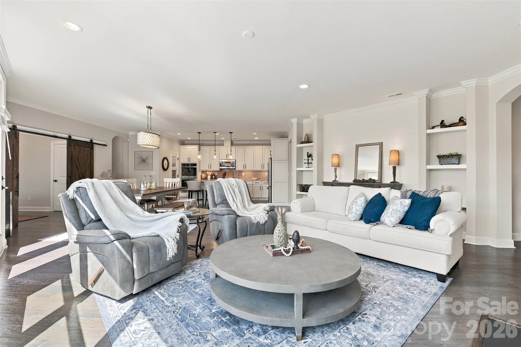 2213 Lincolnshire Lane