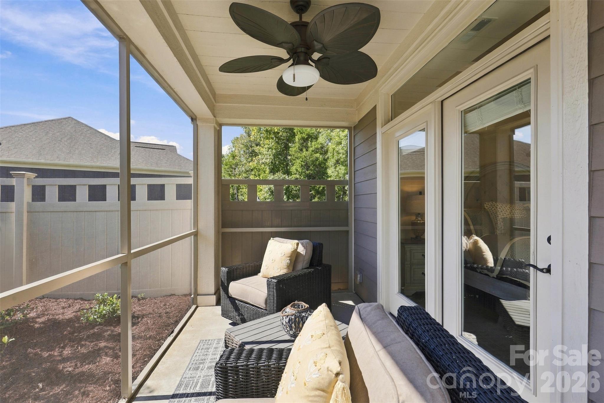 2213 Lincolnshire Lane