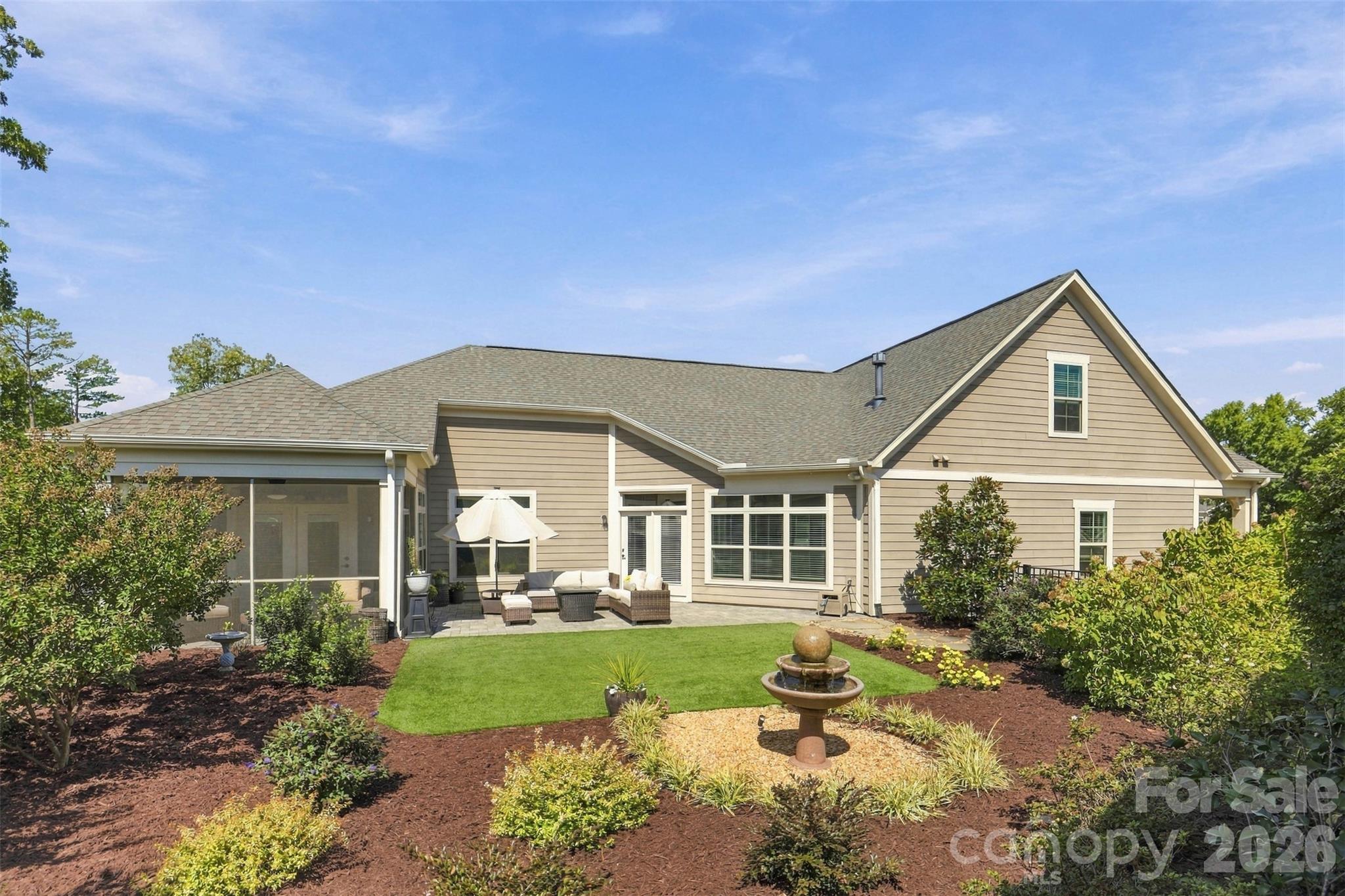 2213 Lincolnshire Lane