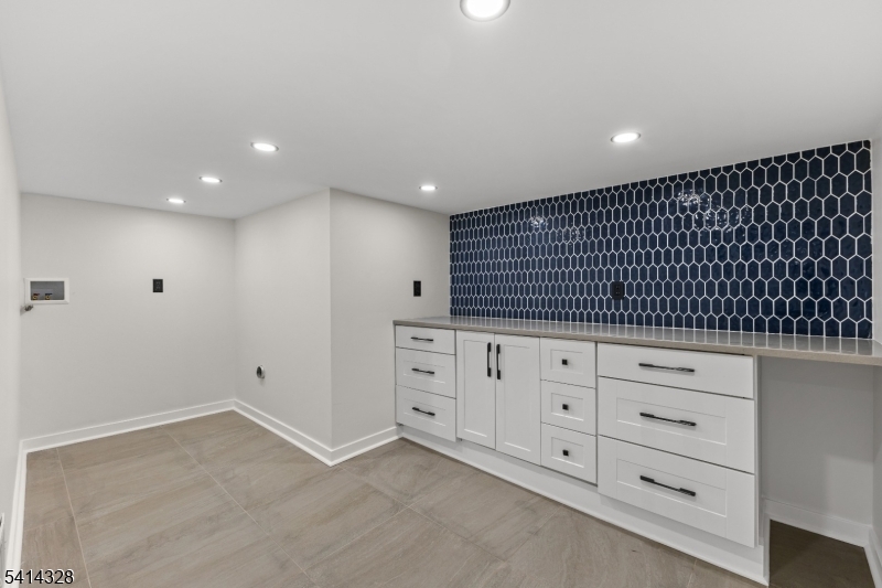 79 3Rd St