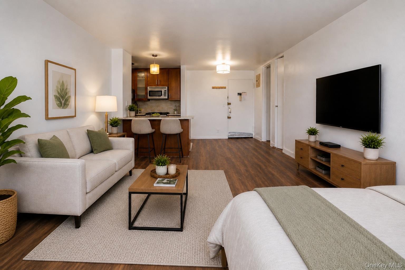 185 Hall Street Unit: 1717