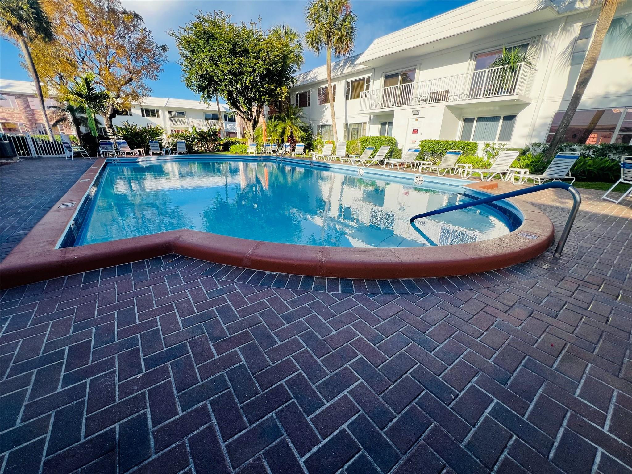 412 S CYPRESS Road 225