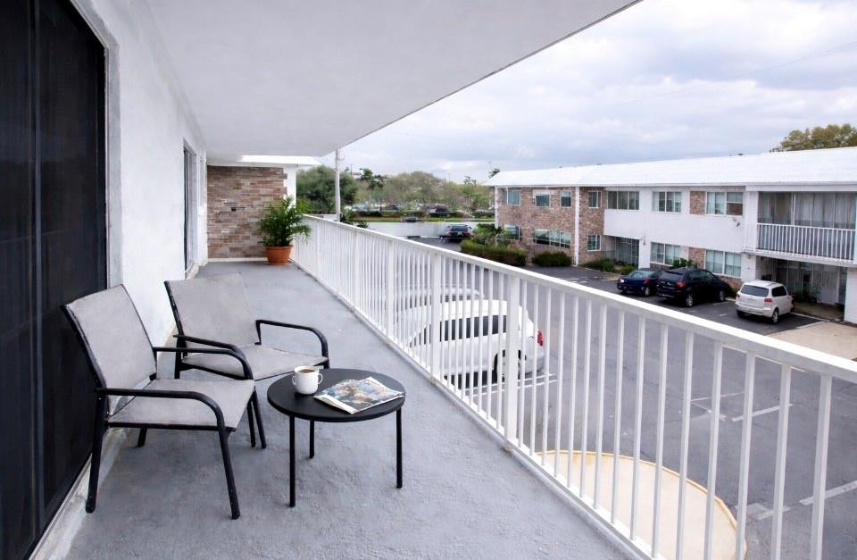 412 S CYPRESS Road 225