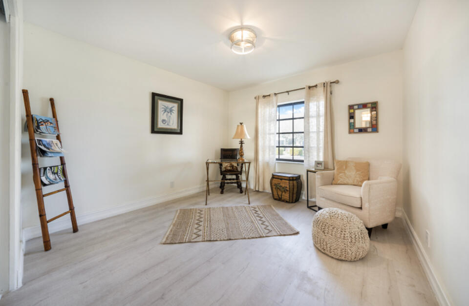 170 Cypress Club Drive 702
