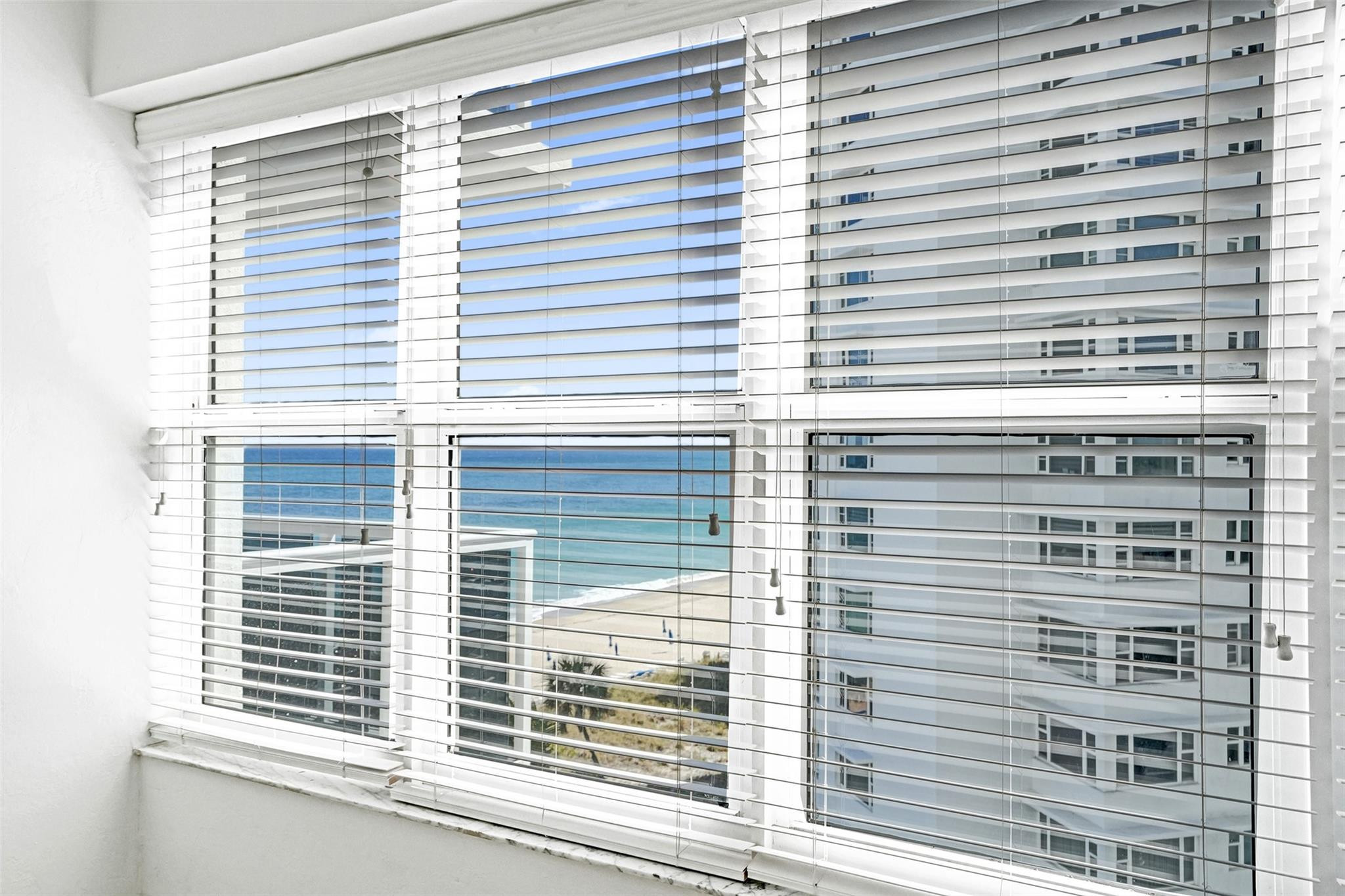 3700 Galt Ocean Drive 607