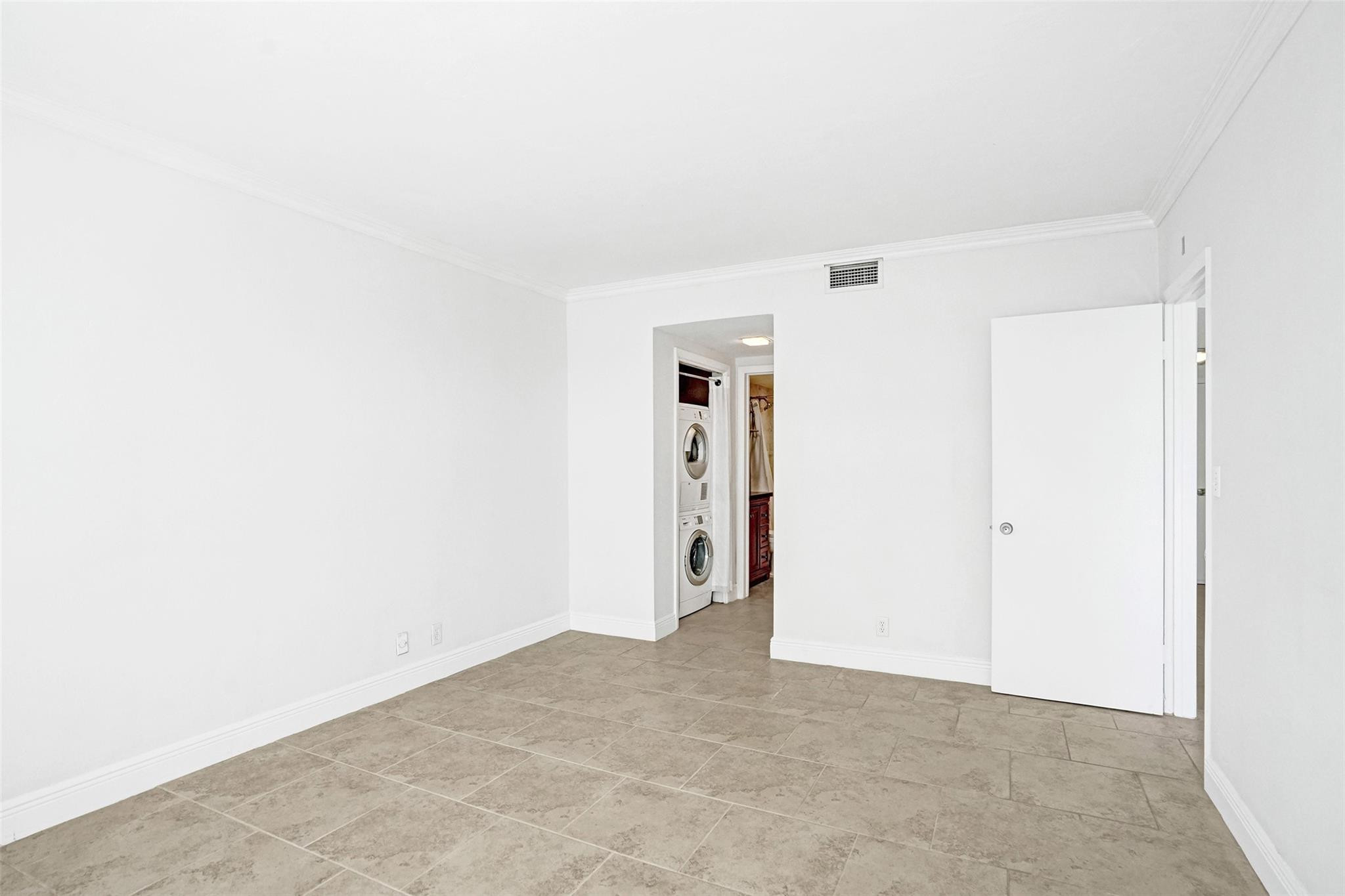 3700 Galt Ocean Drive 607