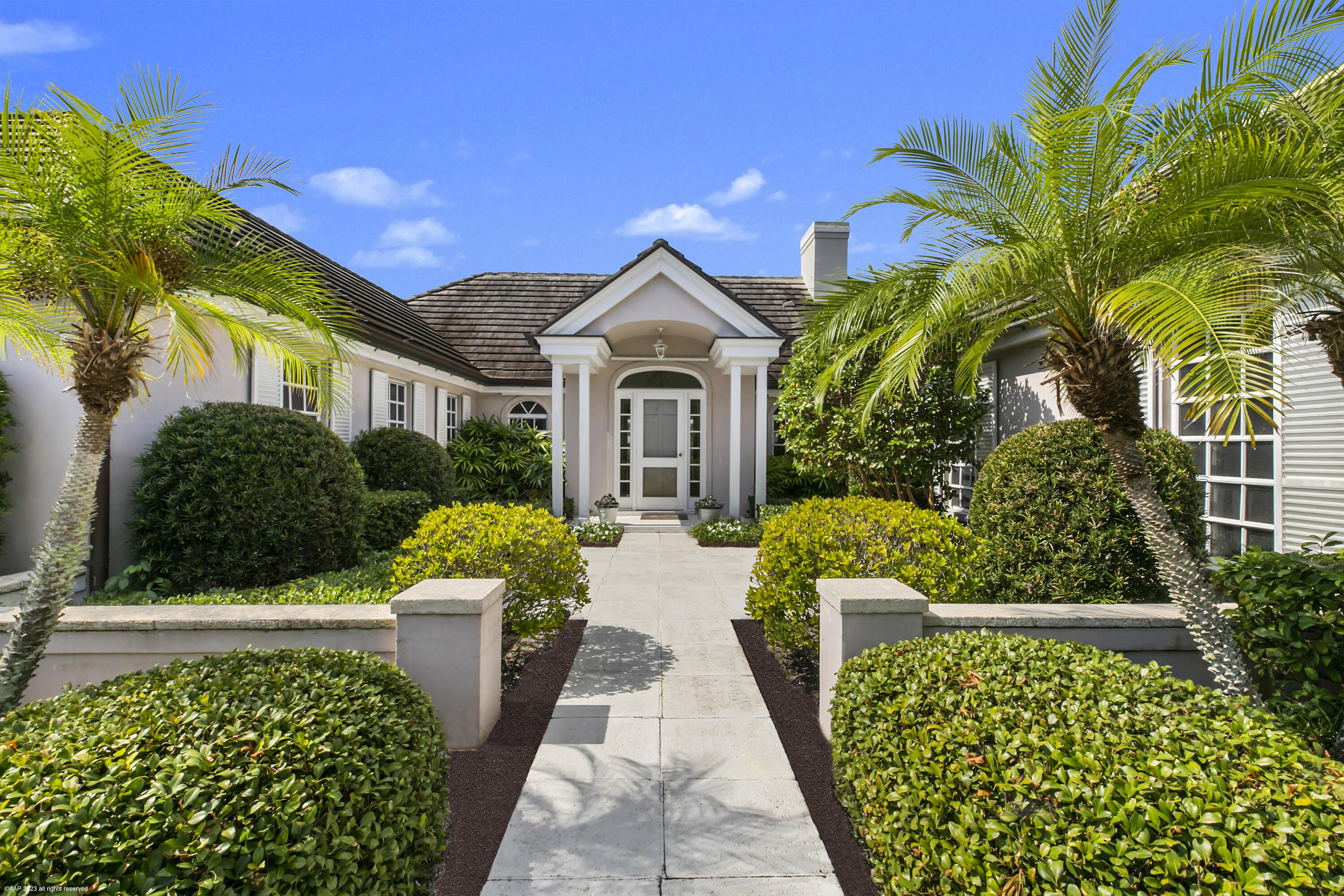 4 Bassett Creek Trail N