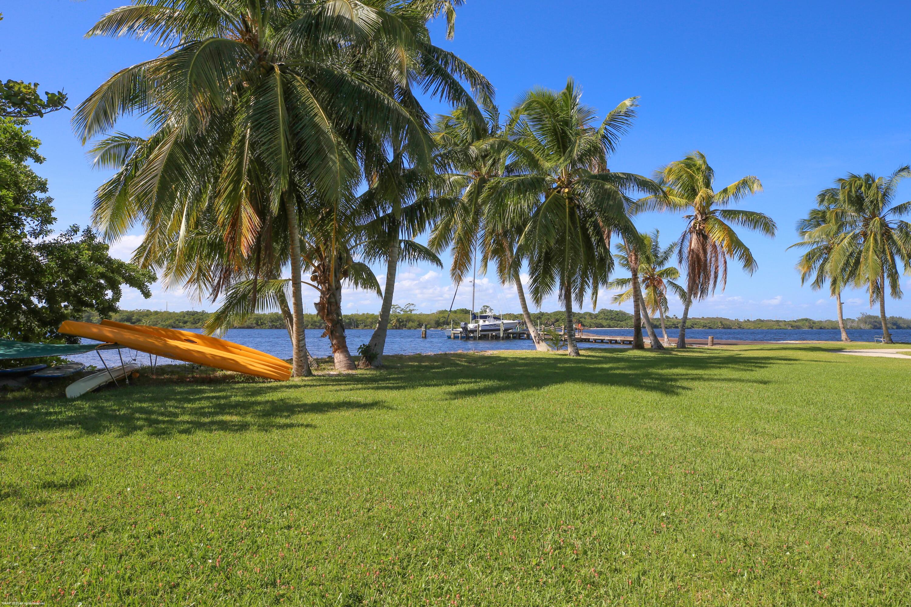 216 S Beach Road
