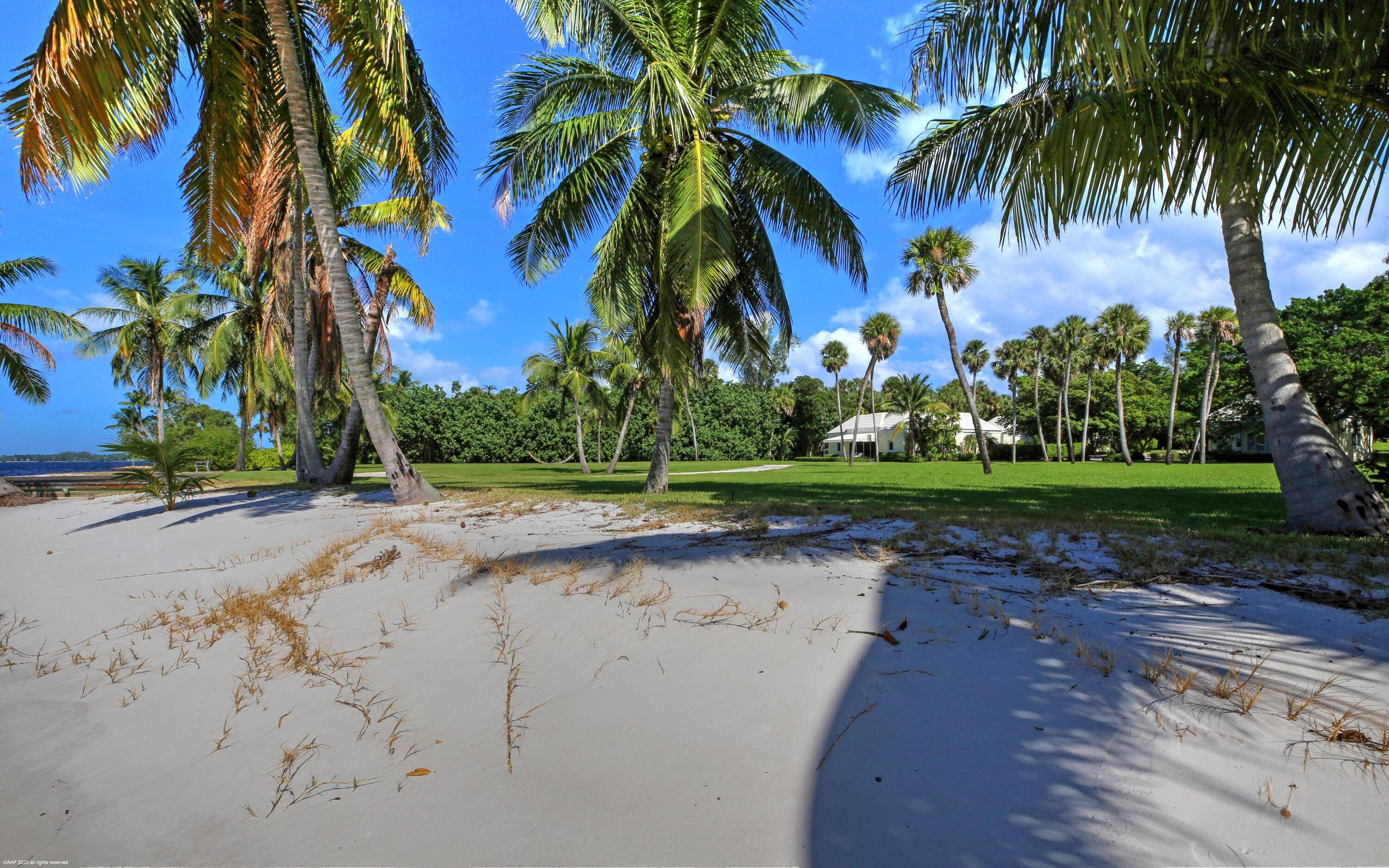 216 S Beach Road
