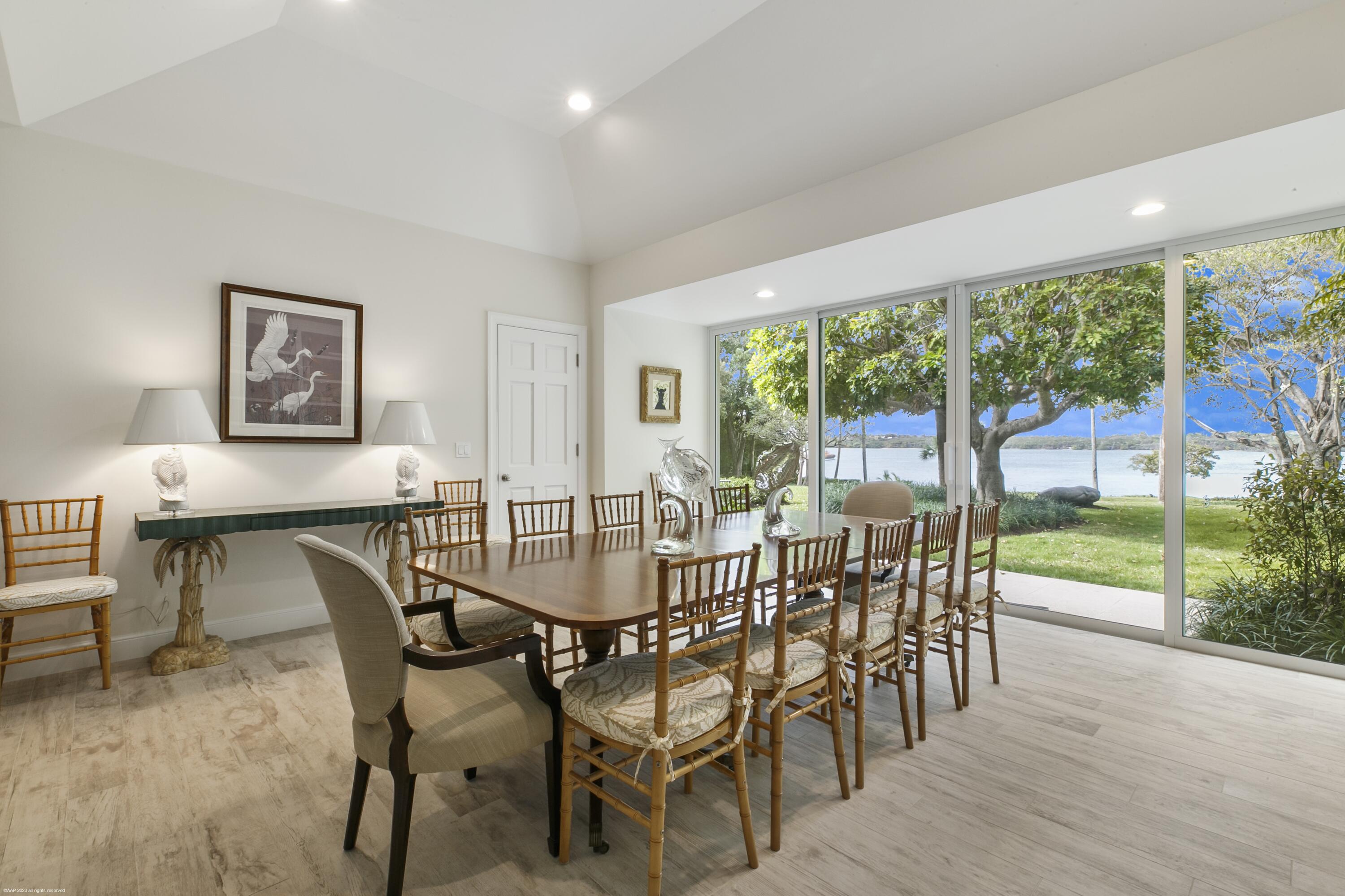 286 S Beach Road