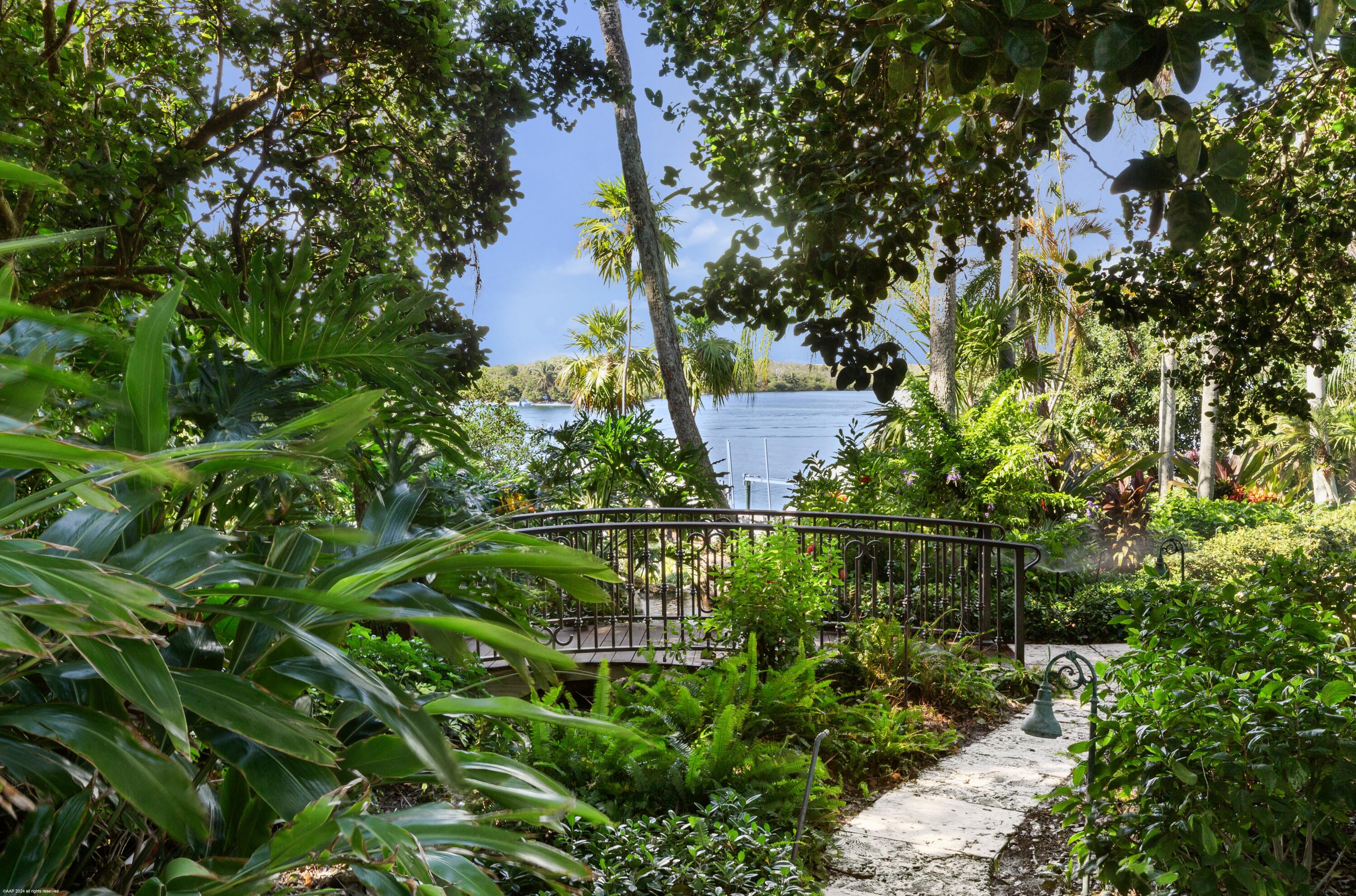 424 S Beach Road
