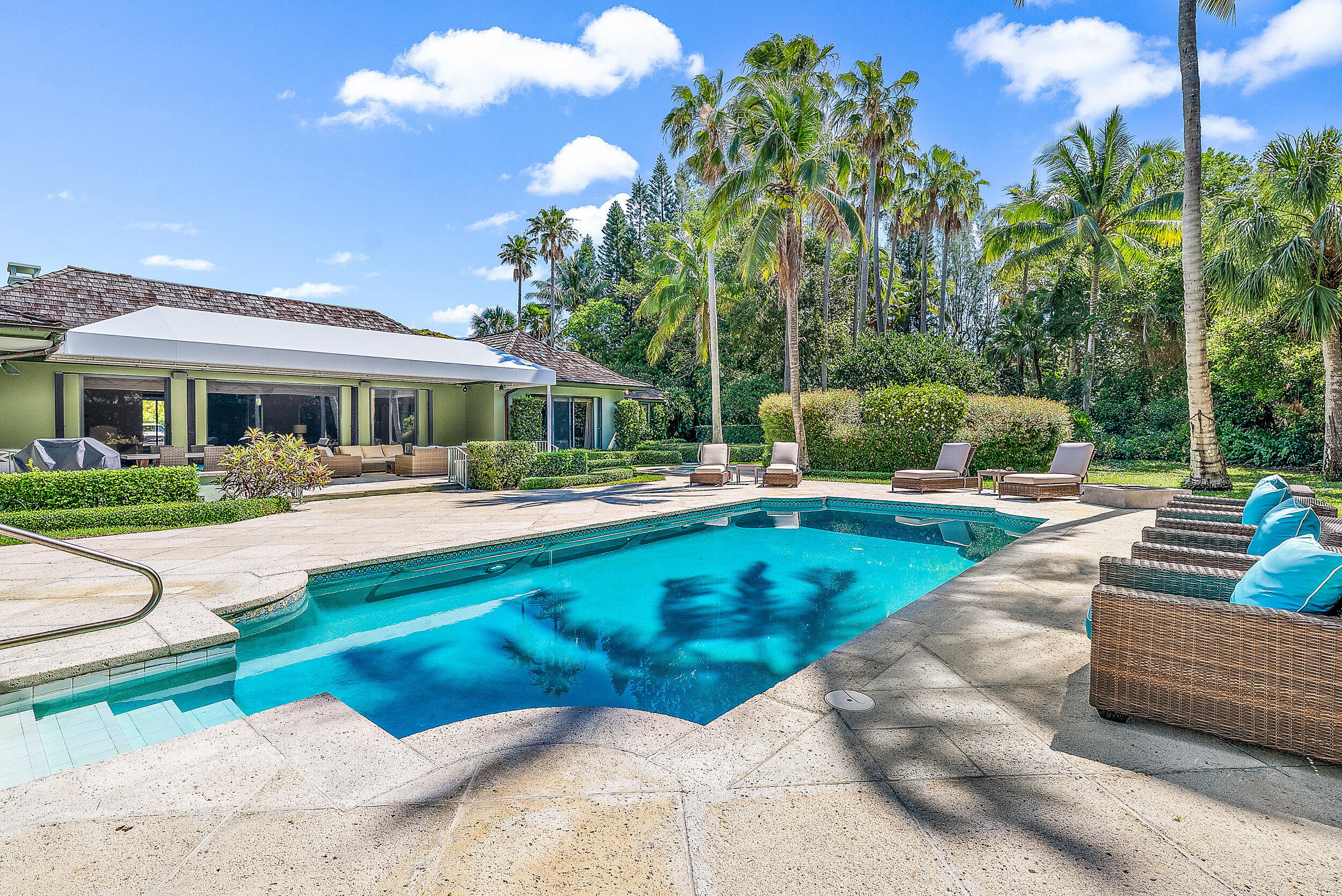 330 S Beach Road