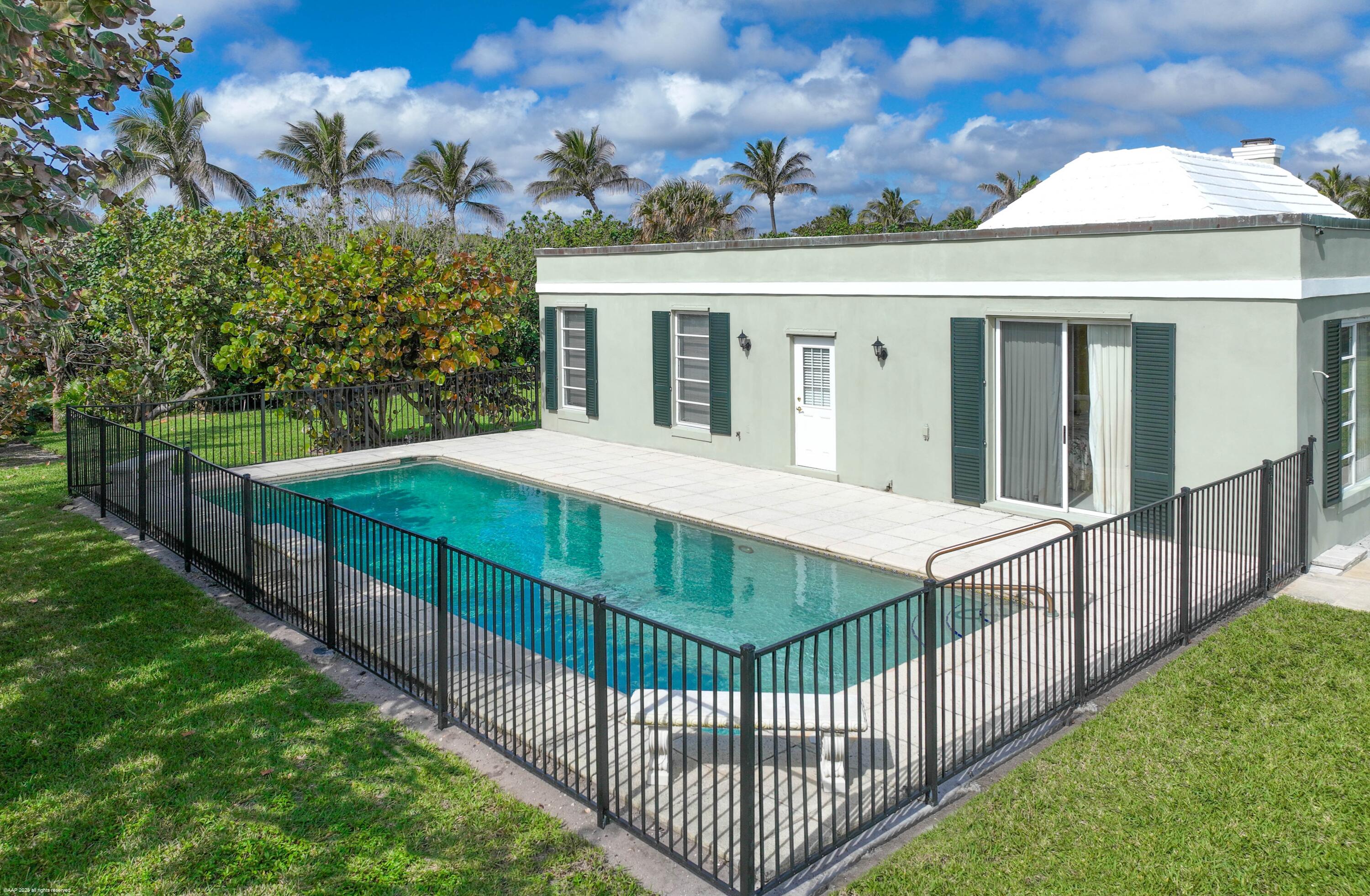 15 S Beach Road