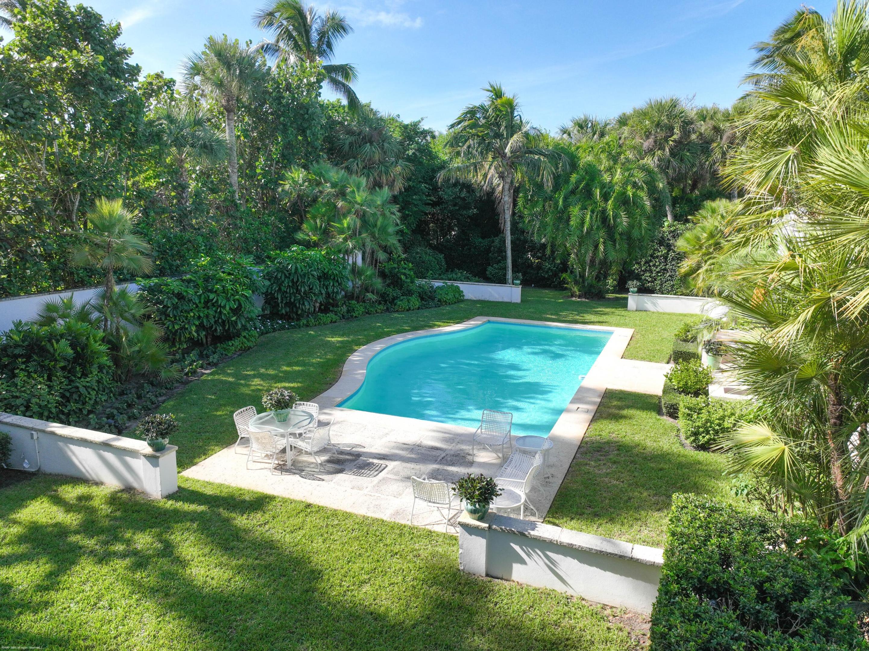 128 S Beach Road