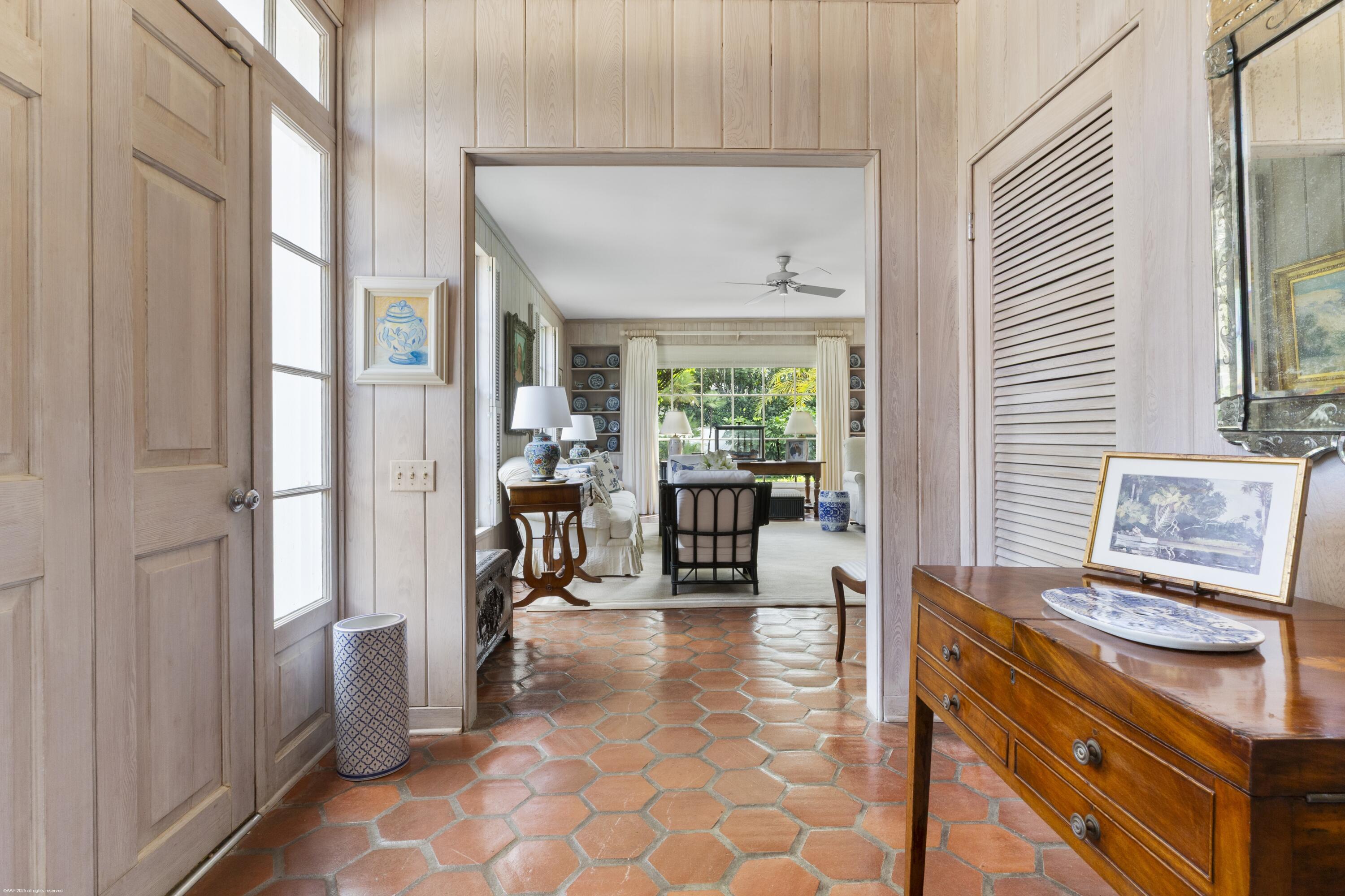 128 S Beach Road